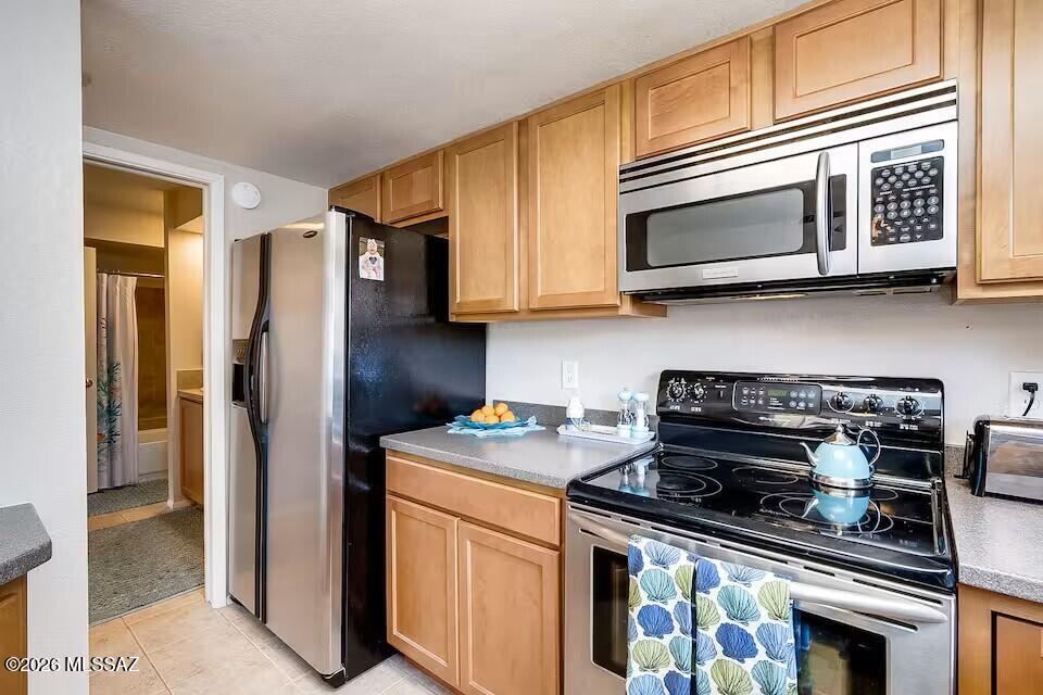 Ventana Vista Condominiums - Residential