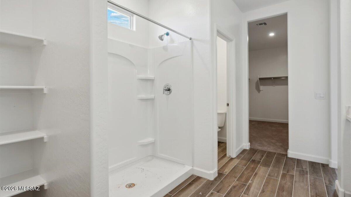 Entranda Del Toro - Residential