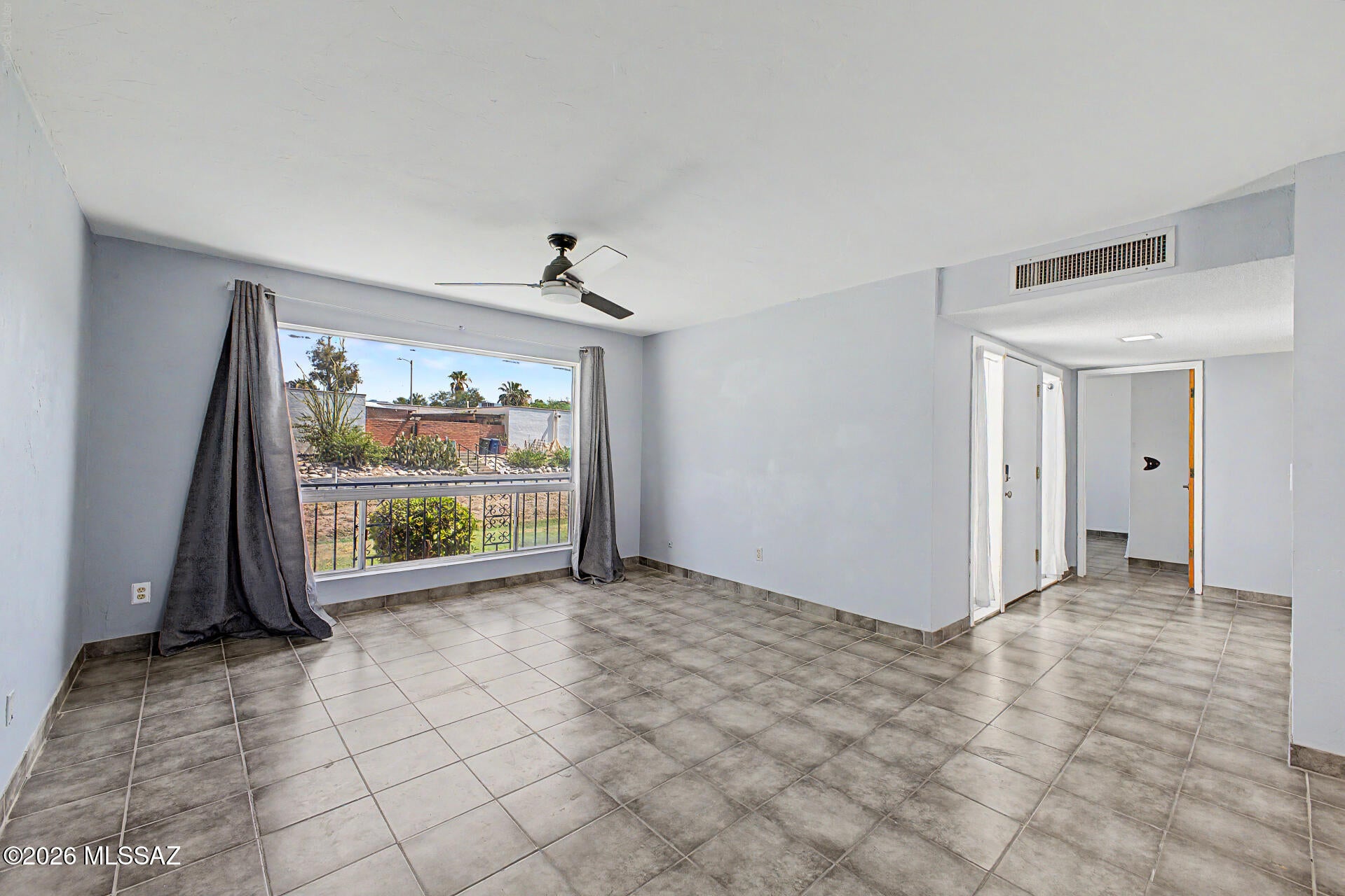 Las Solanas Blk 1 (1-49) - Residential