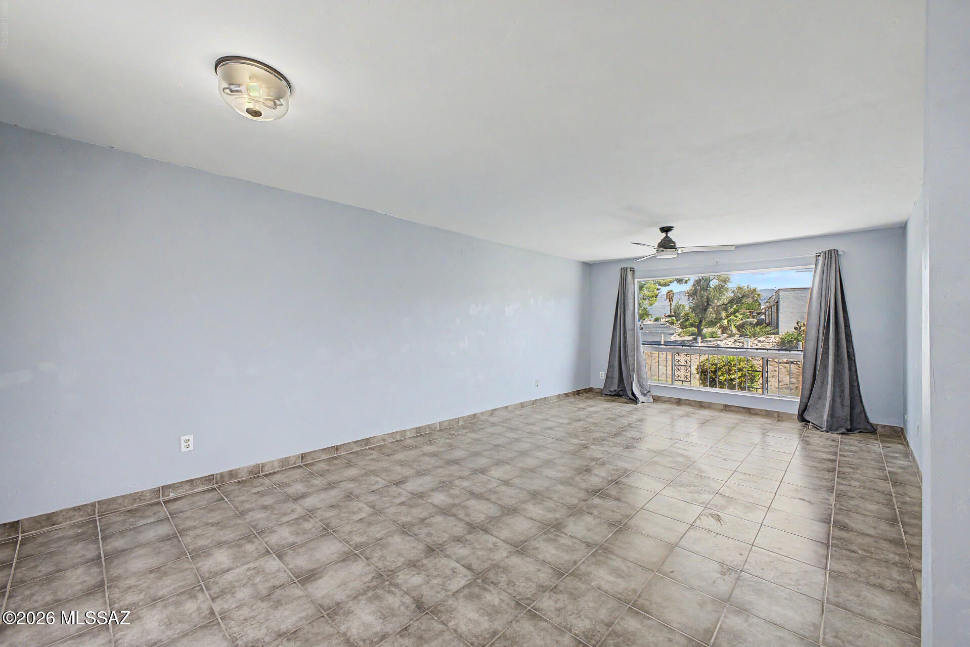 Las Solanas Blk 1 (1-49) - Residential