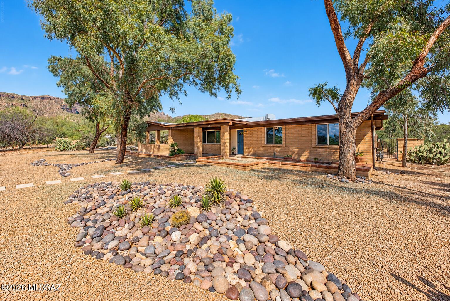 Rancho Sierra  (1-100) - Residential