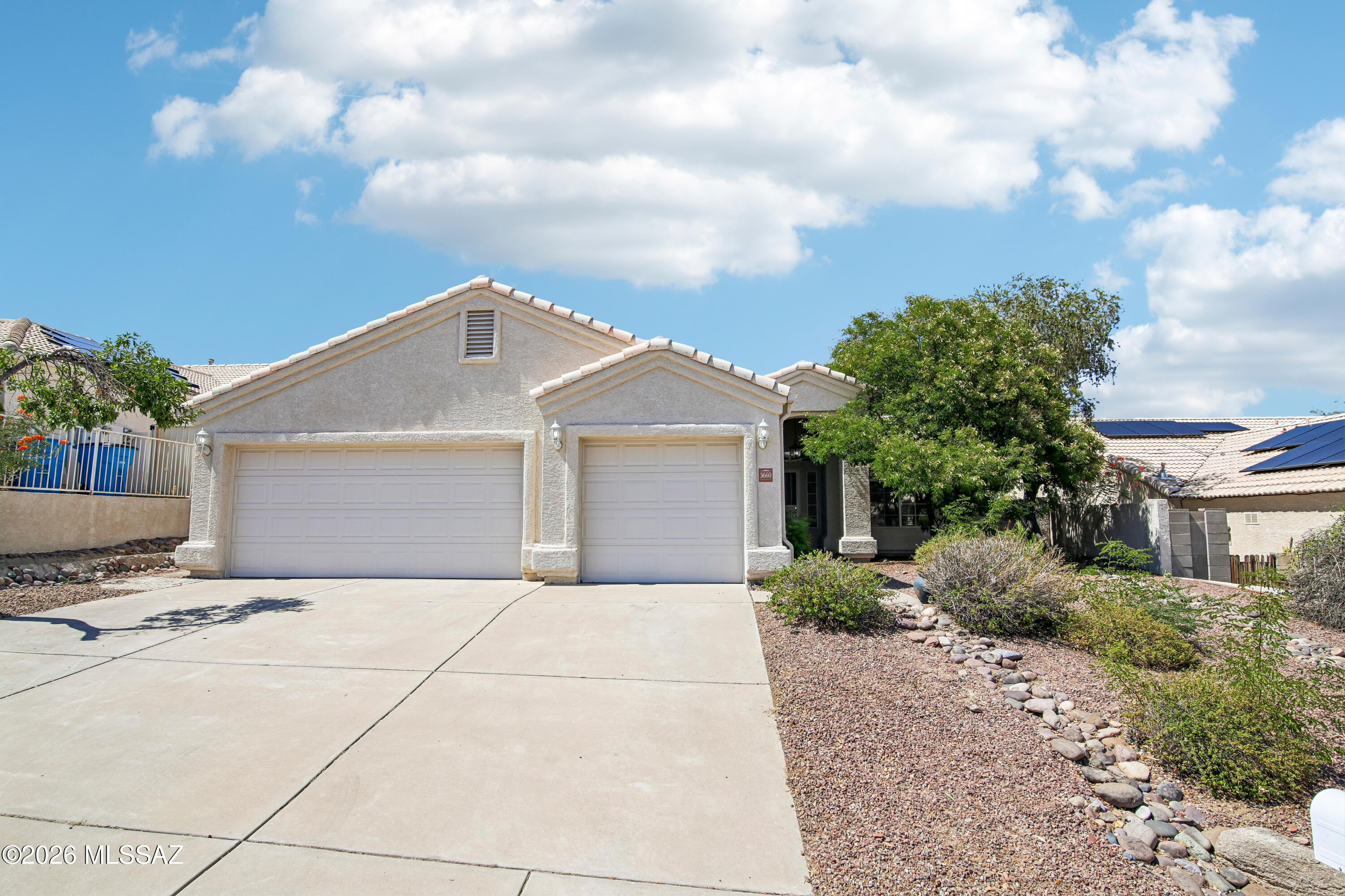 Thornydale Terrace(1-104) - Residential
