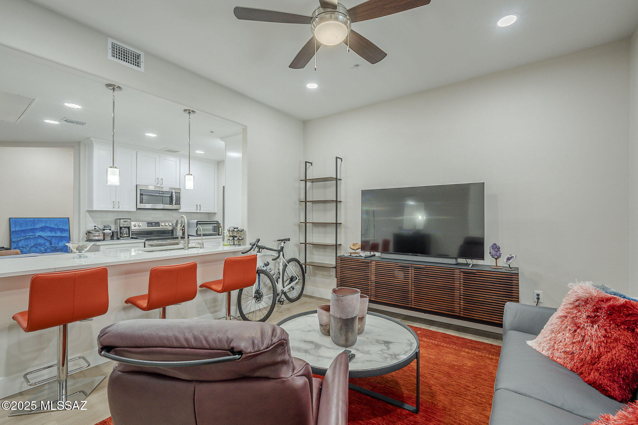 Placita Escondida Bldgs 18-20 Units 1-204 - Residential