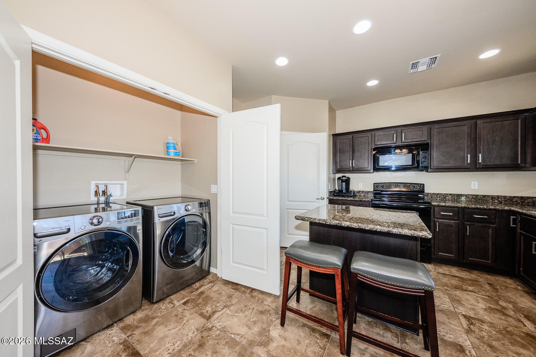 Third Street Promenade Condominium SQ20140240790 - Residential