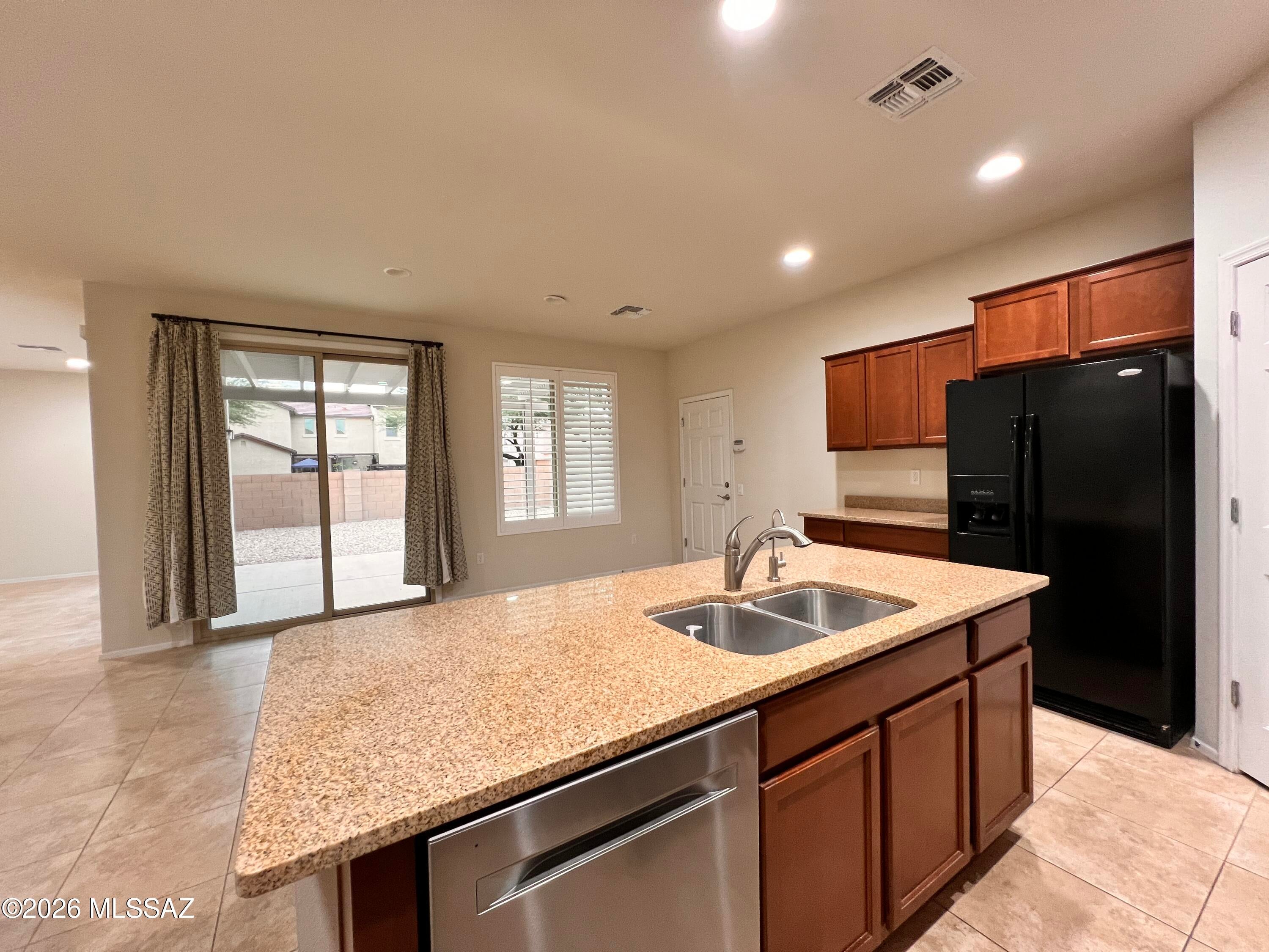 Sierra Morado Unit 4 - Residential Lease
