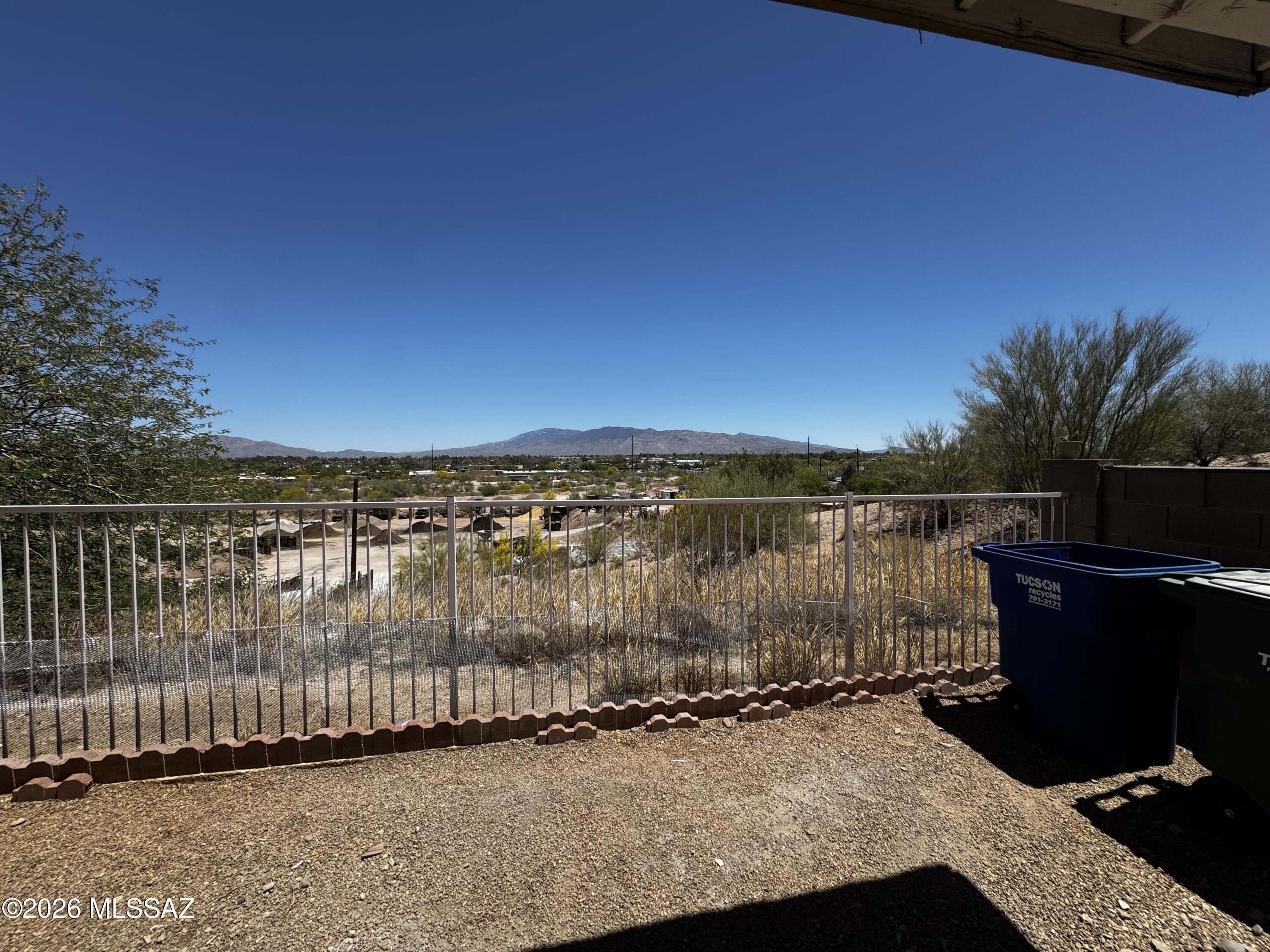 Pantano Overlook - Residential Lease