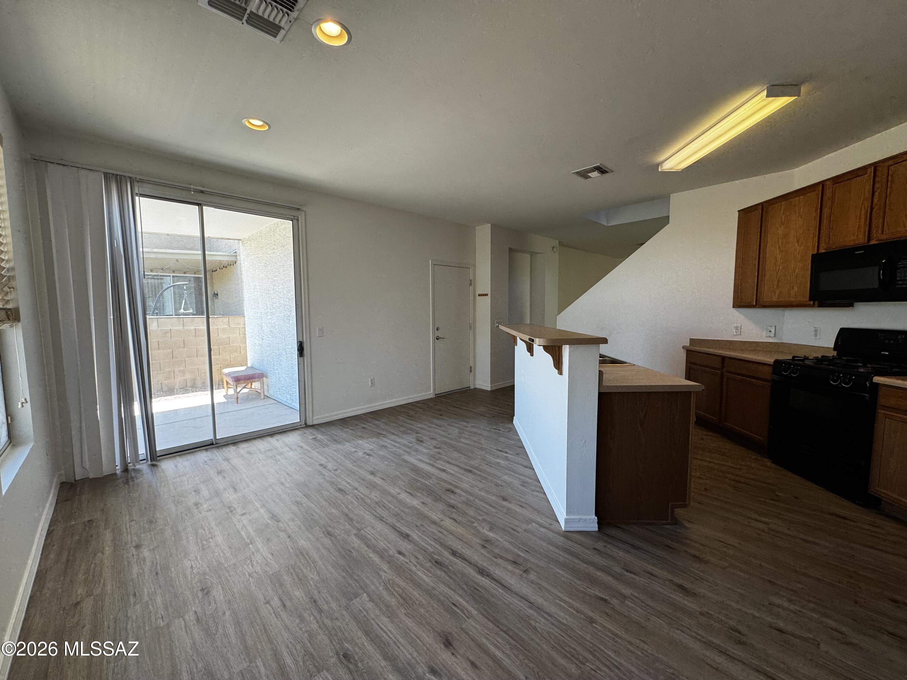 Pantano Overlook - Residential Lease