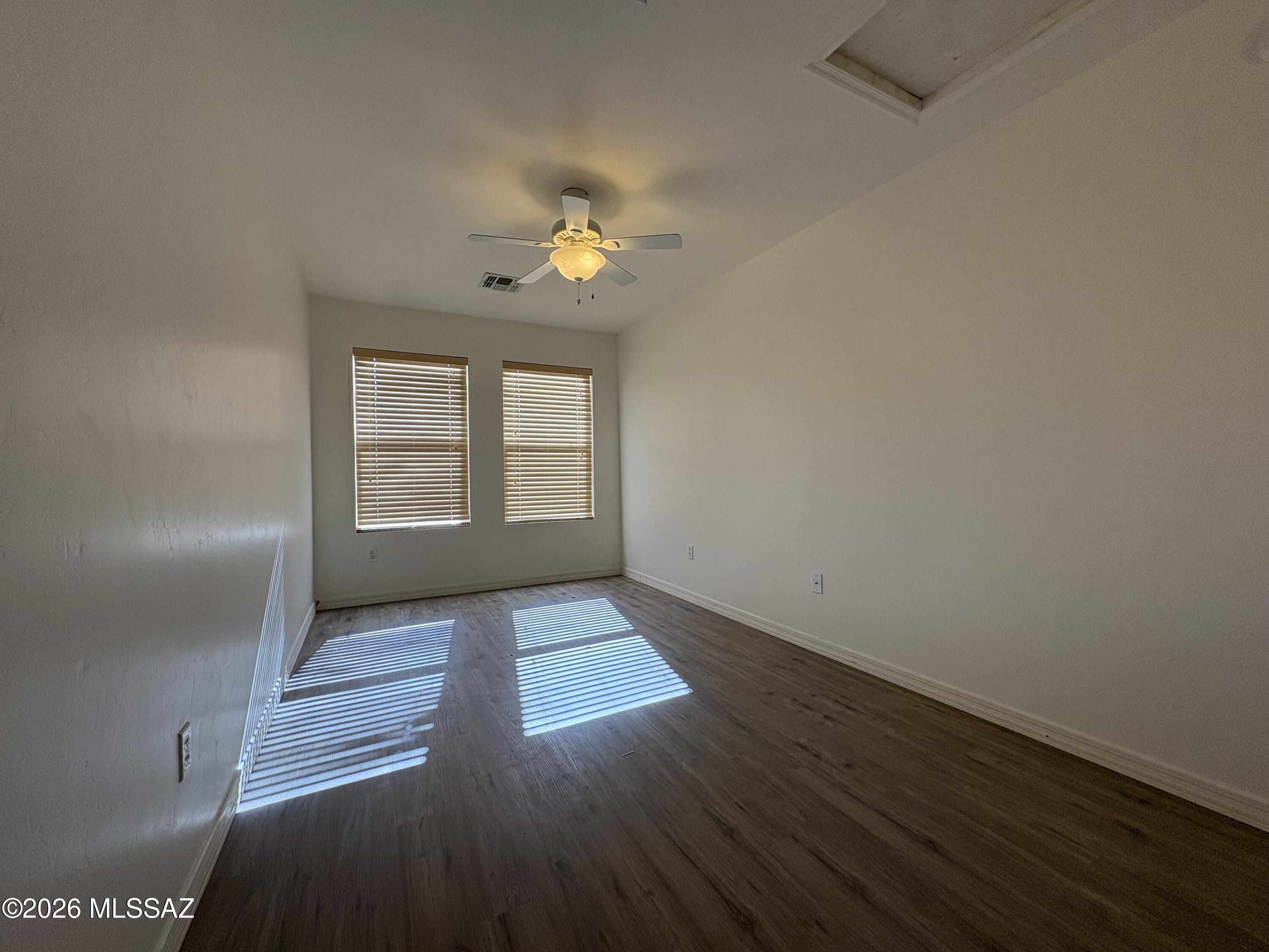 Pantano Overlook - Residential Lease