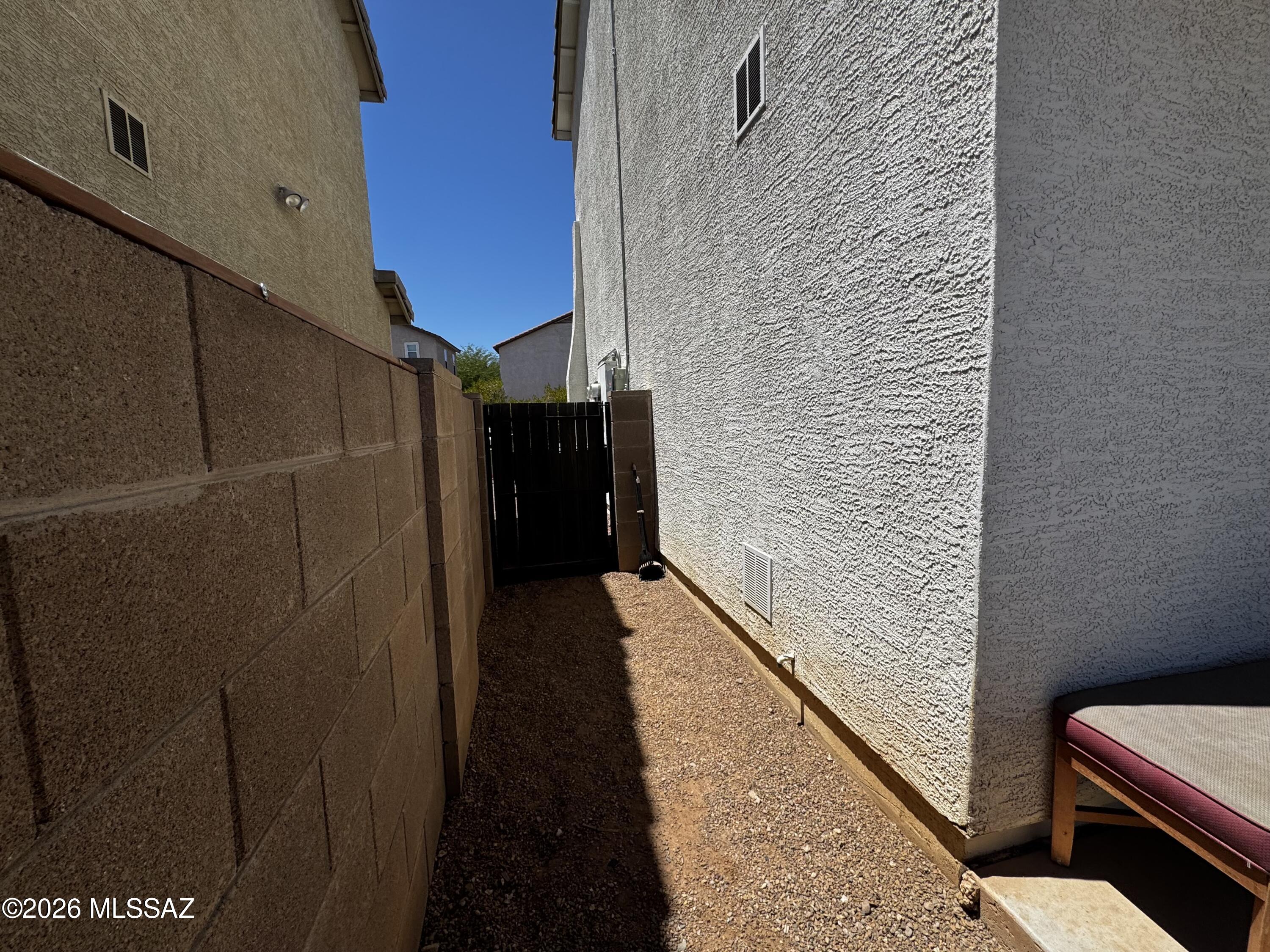Pantano Overlook - Residential Lease