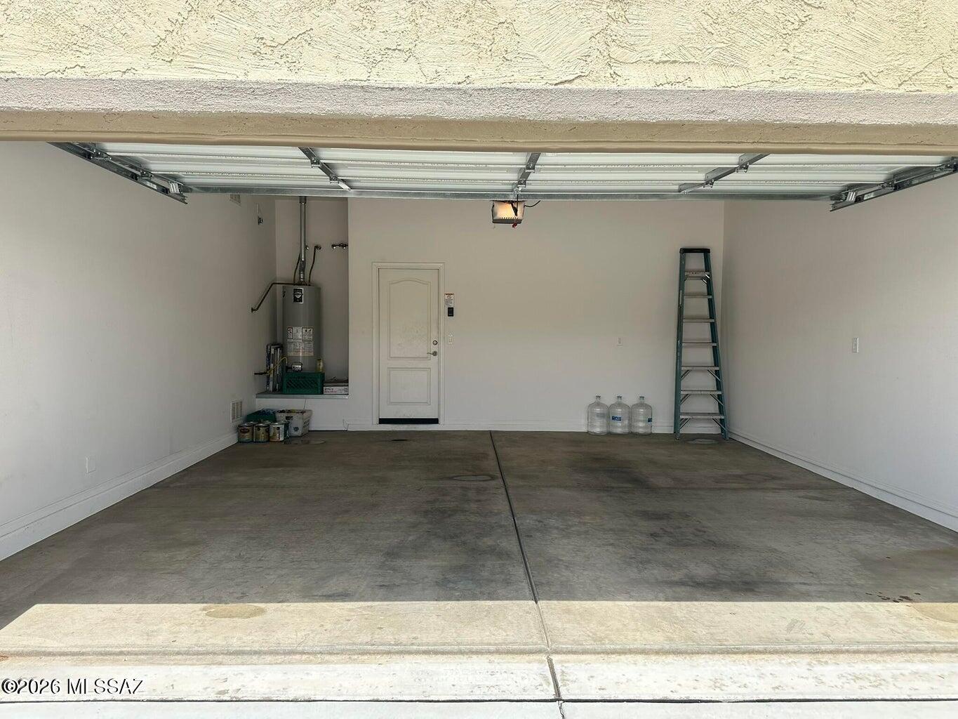 Silverbell West R-10 SQ20140800103 - Residential Lease