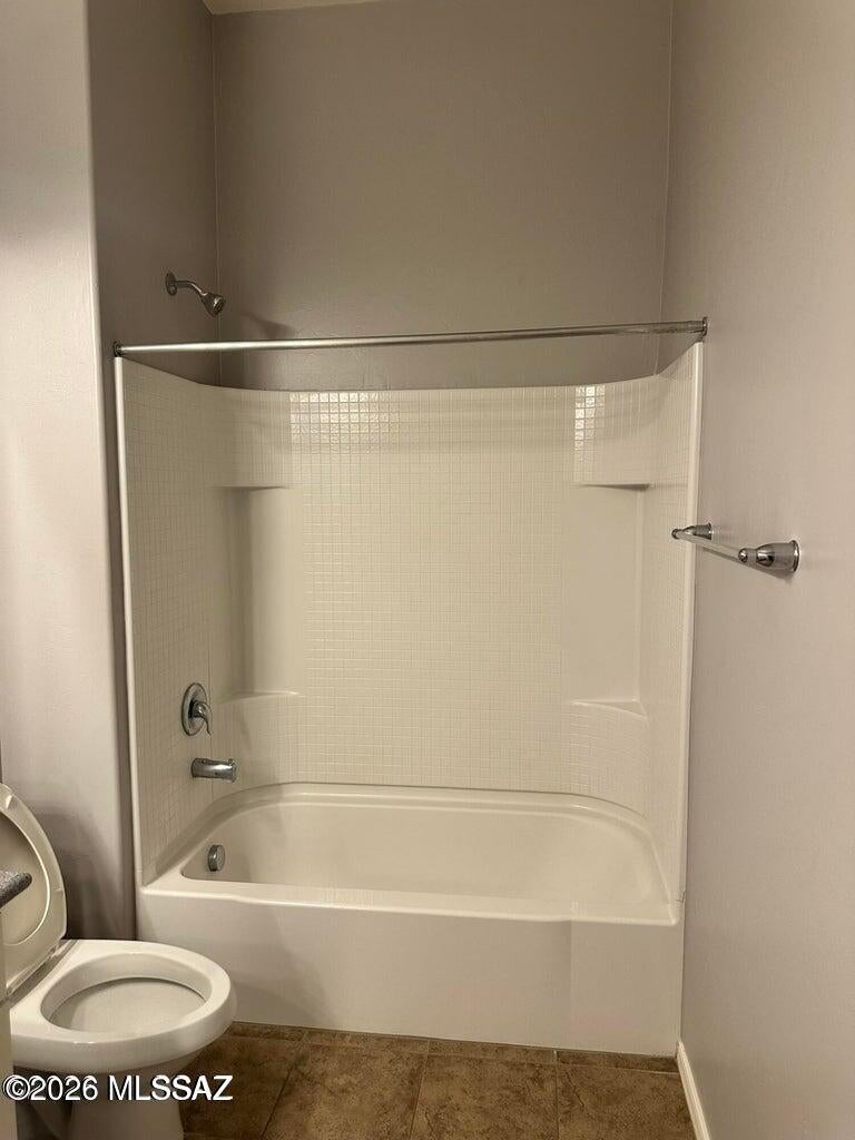 Silverbell West R-10 SQ20140800103 - Residential Lease