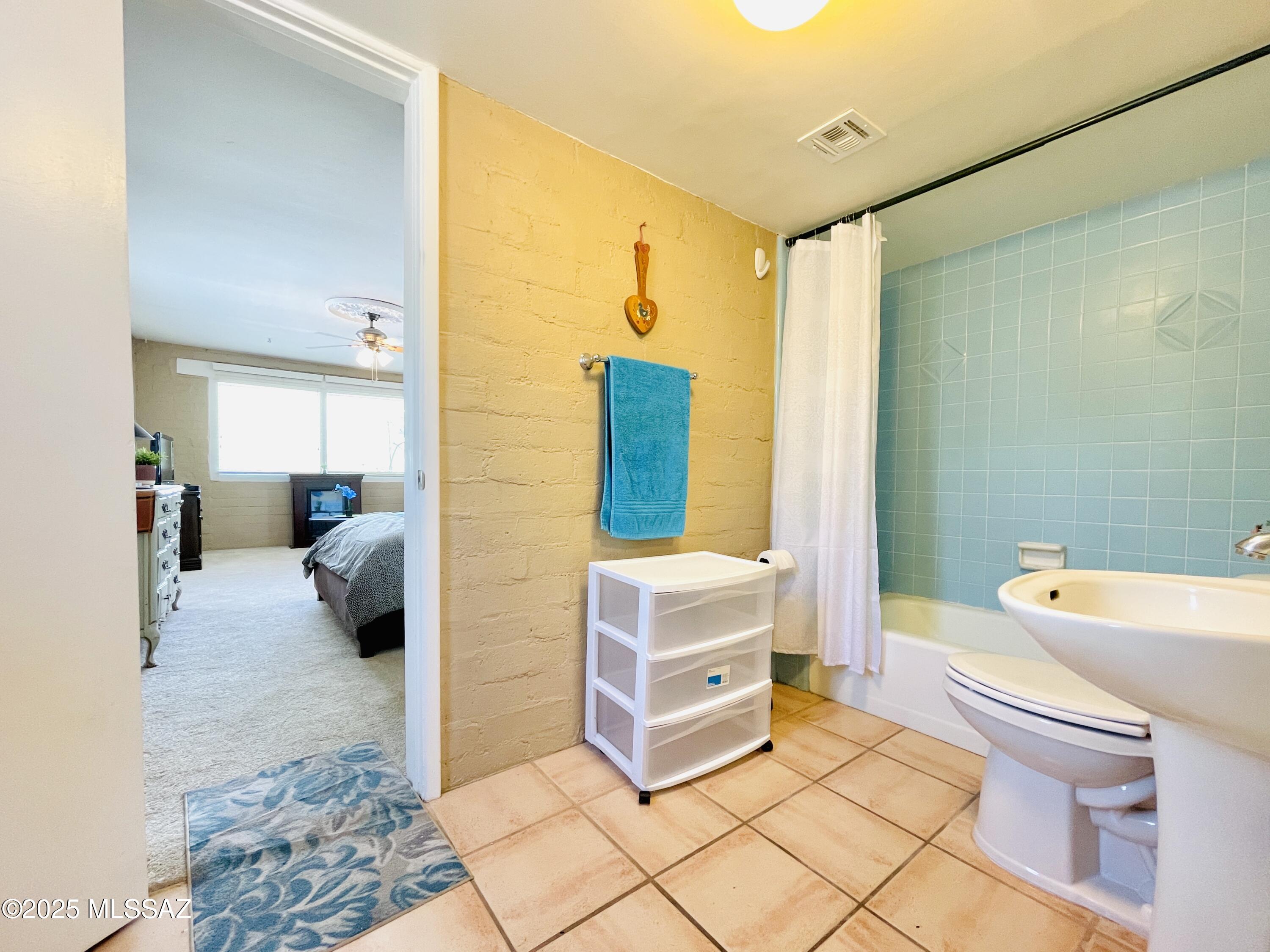 Unsubdivided - Residential Lease