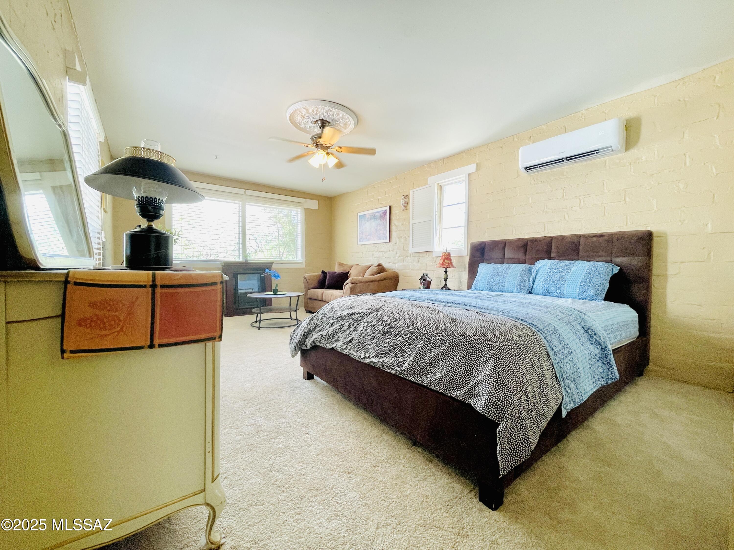 Unsubdivided - Residential Lease