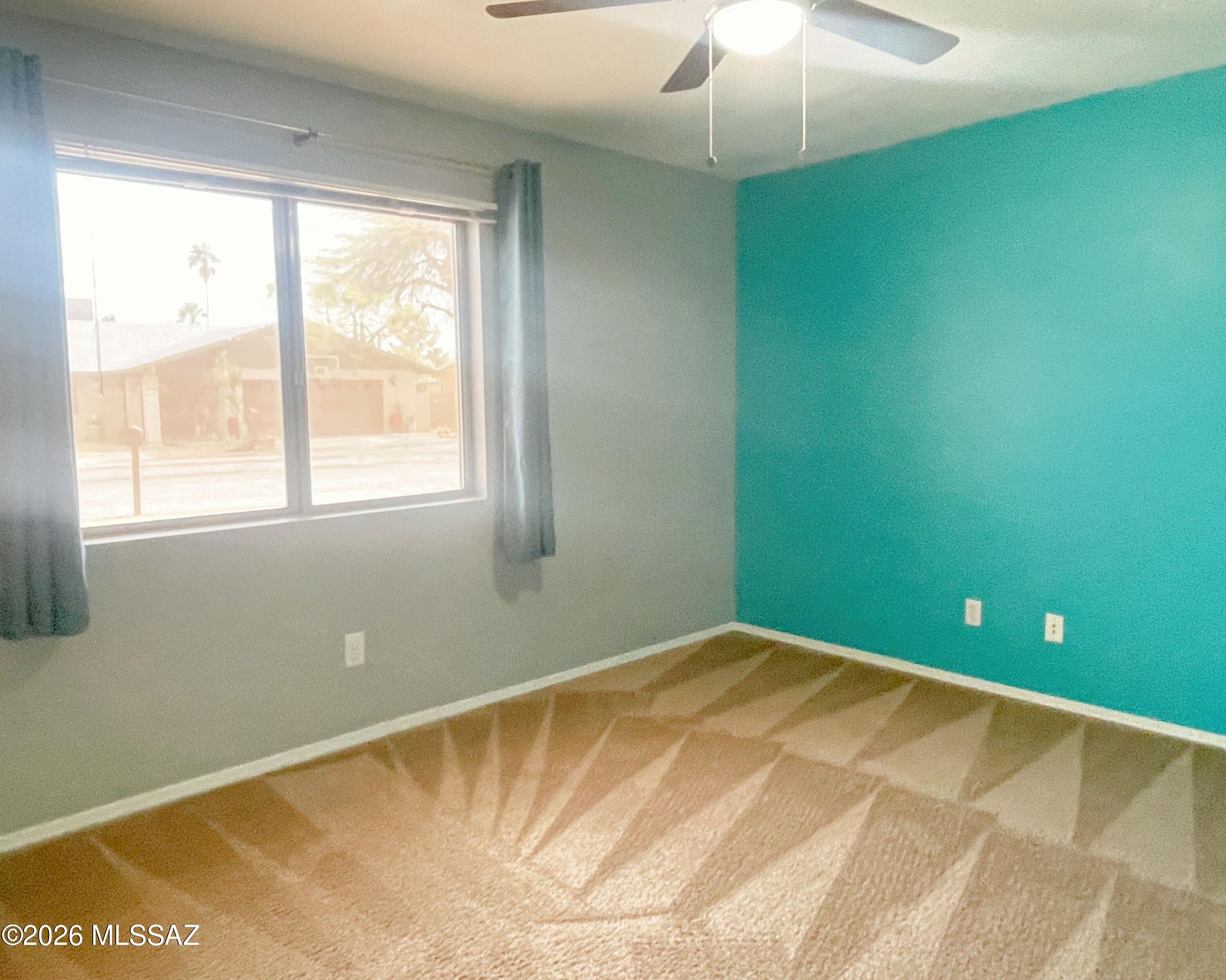 Sutton Place (1-120) - Residential Lease