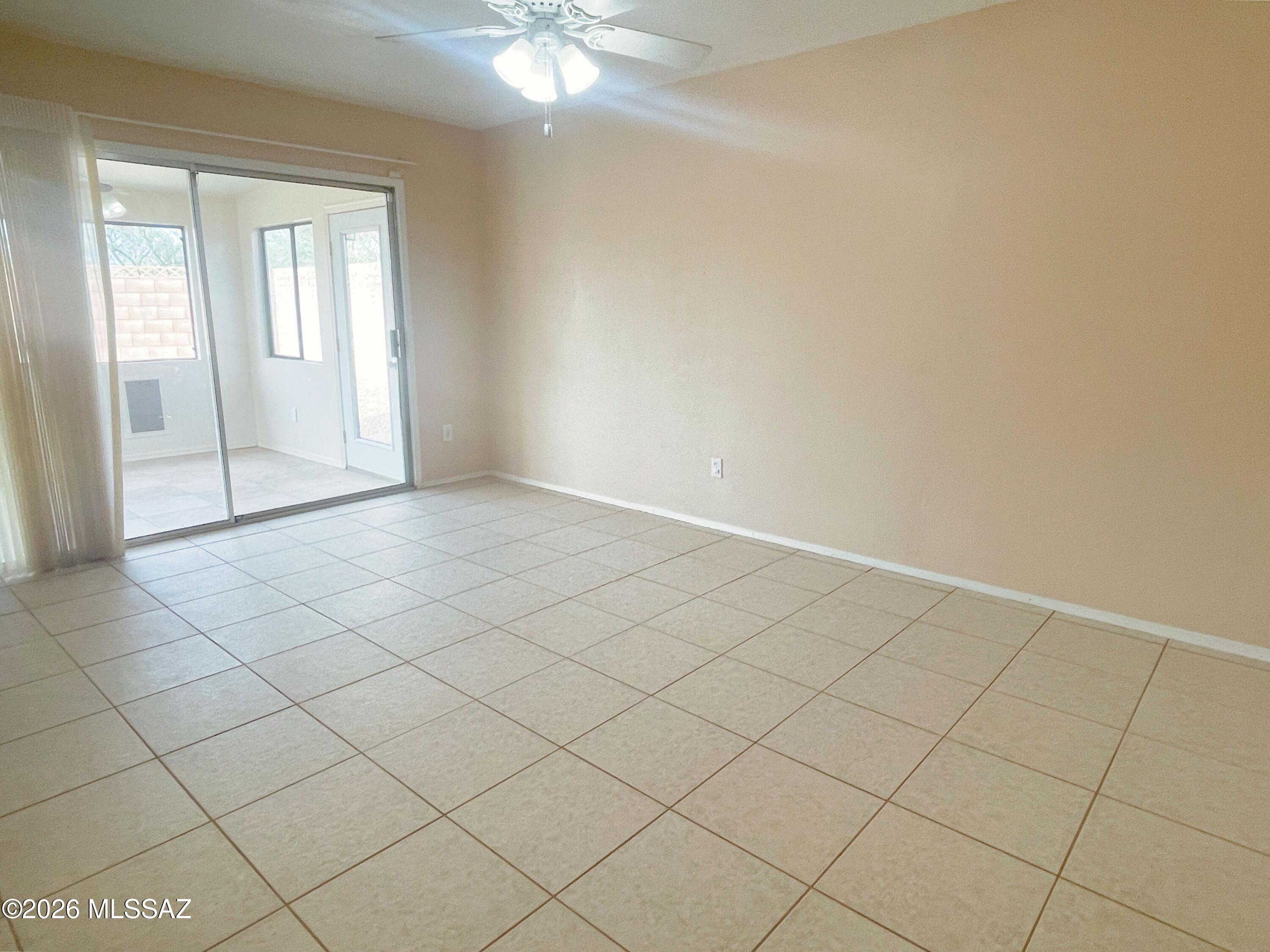 Sutton Place (1-120) - Residential Lease