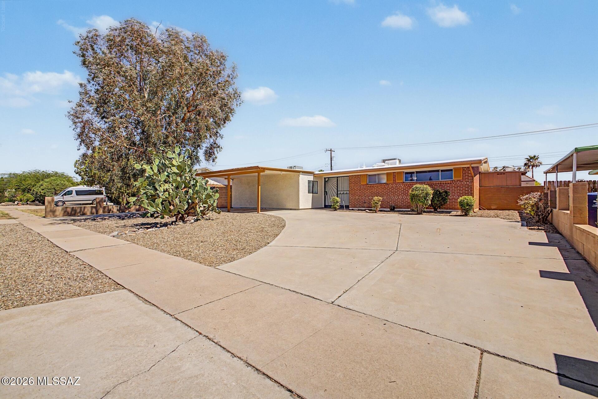 Longview Estates (57-107) - Residential