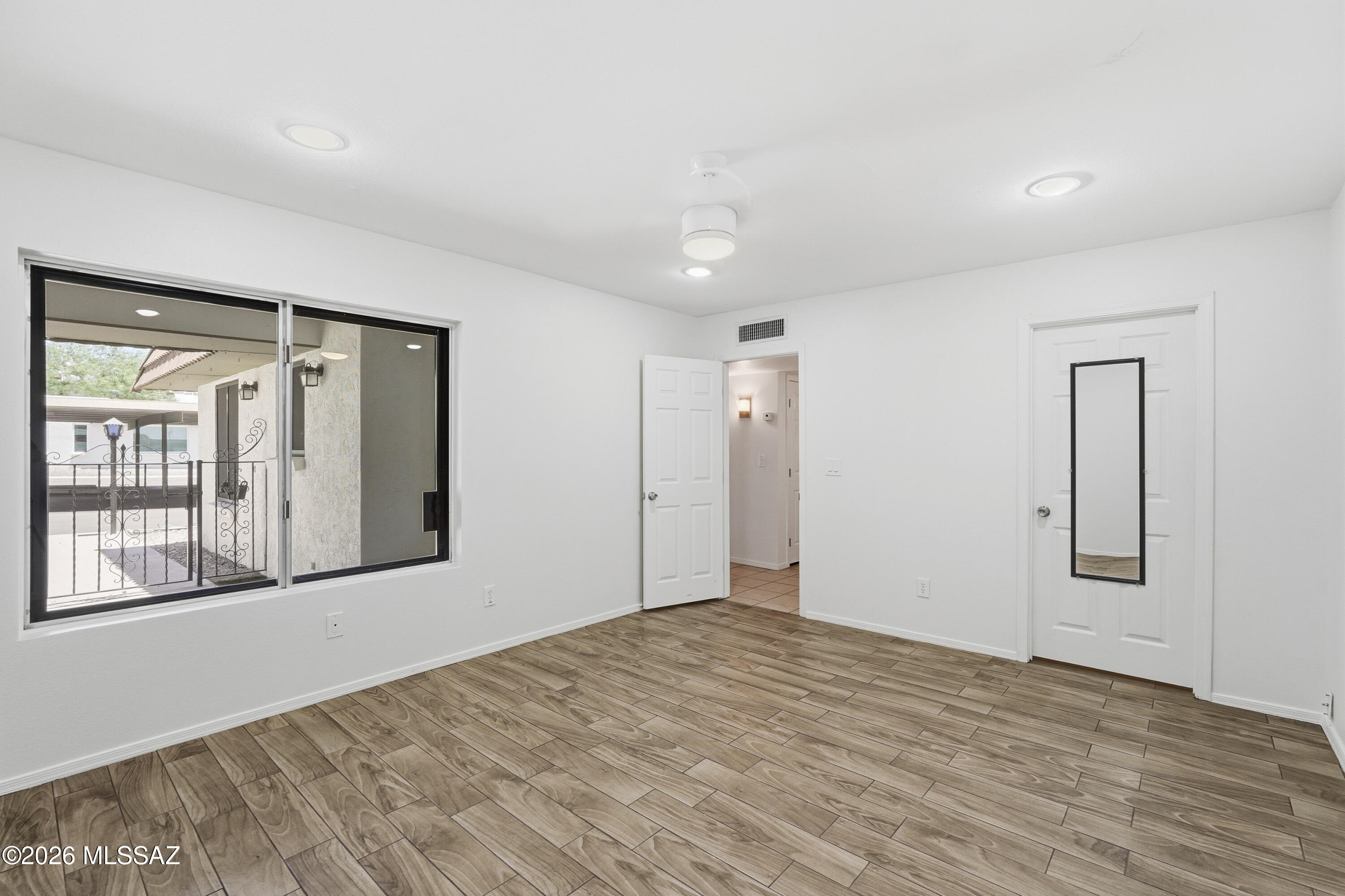 Shirley Manor Townhouses (1-52) - Residential