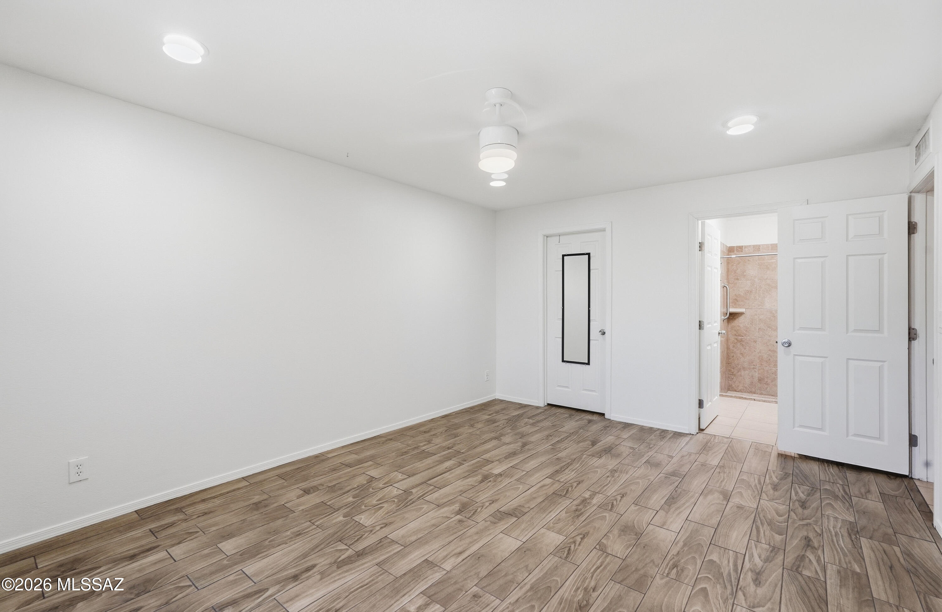 Shirley Manor Townhouses (1-52) - Residential
