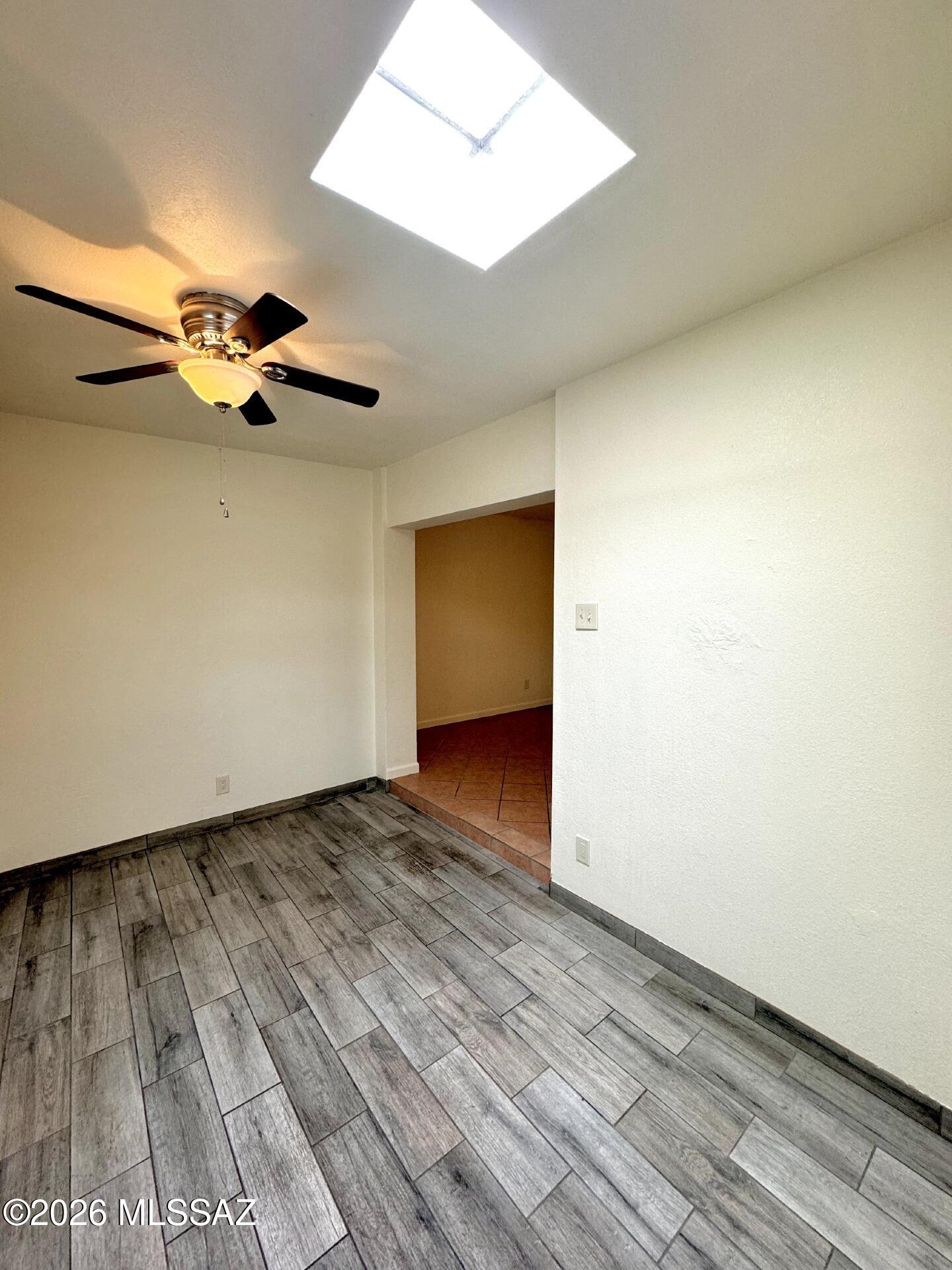 Casitas De Coronado (1-25) - Residential Lease