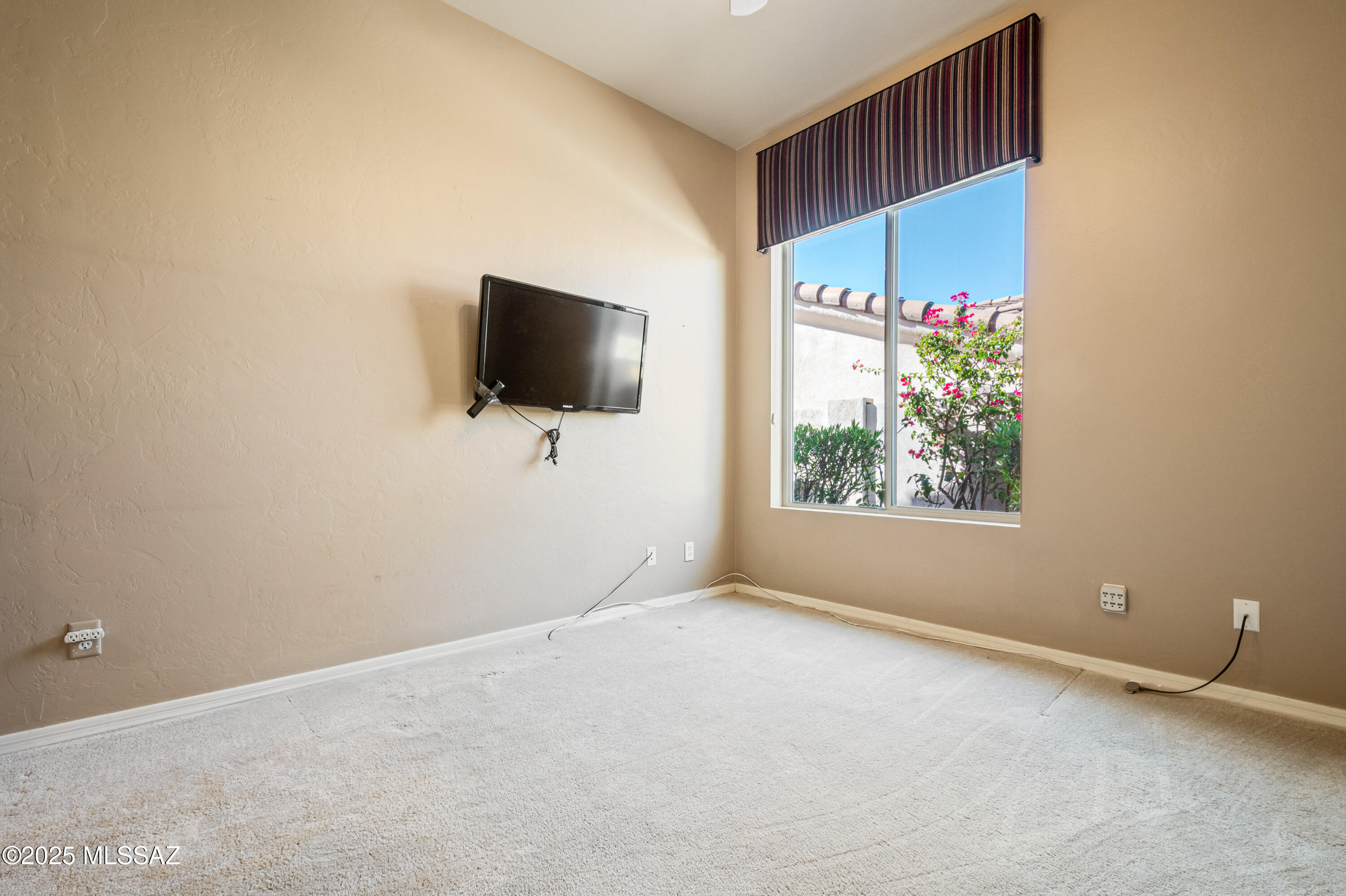 Sabino Mountain (1-290) - Residential
