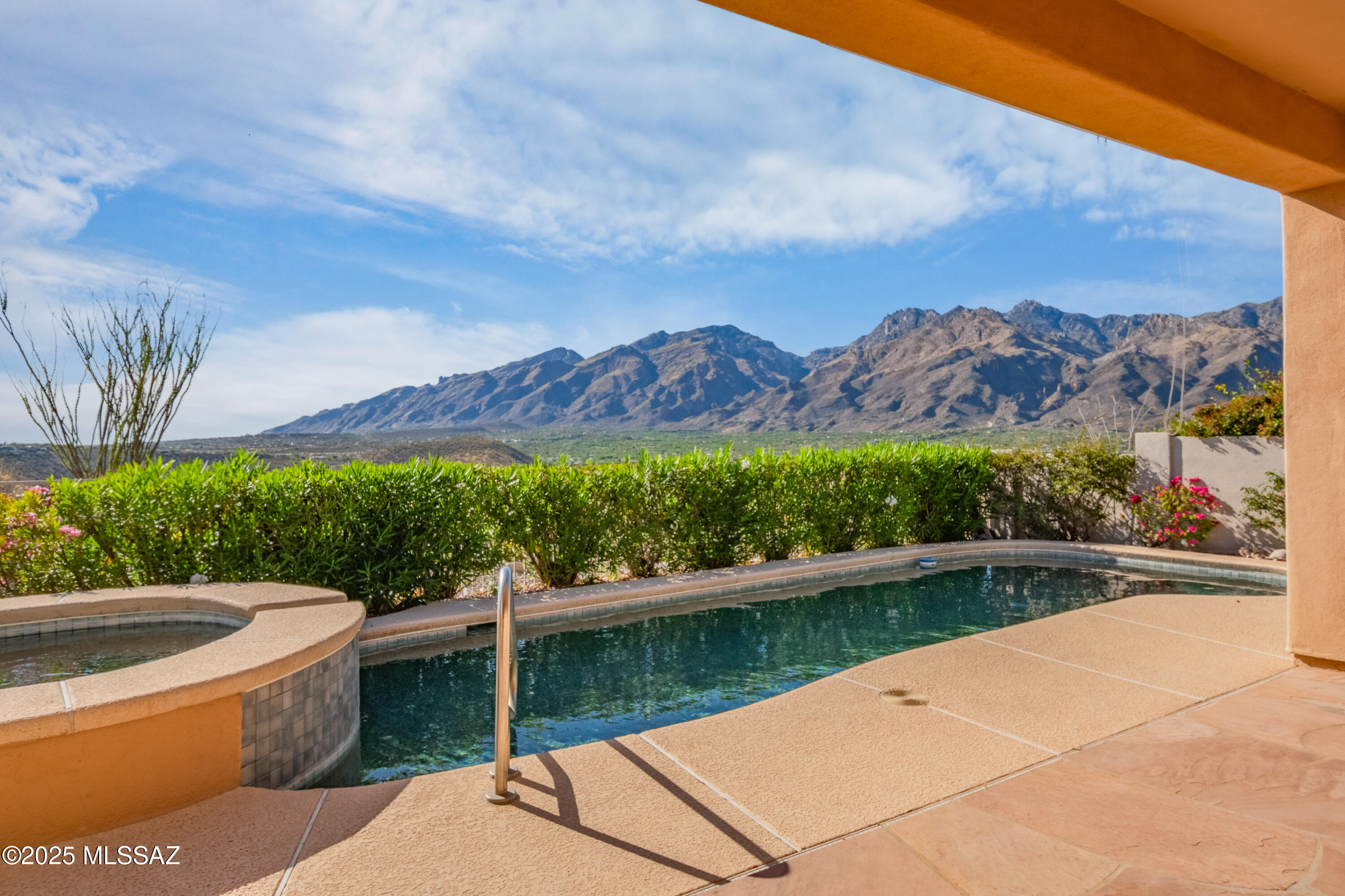 Sabino Mountain (1-290) - Residential