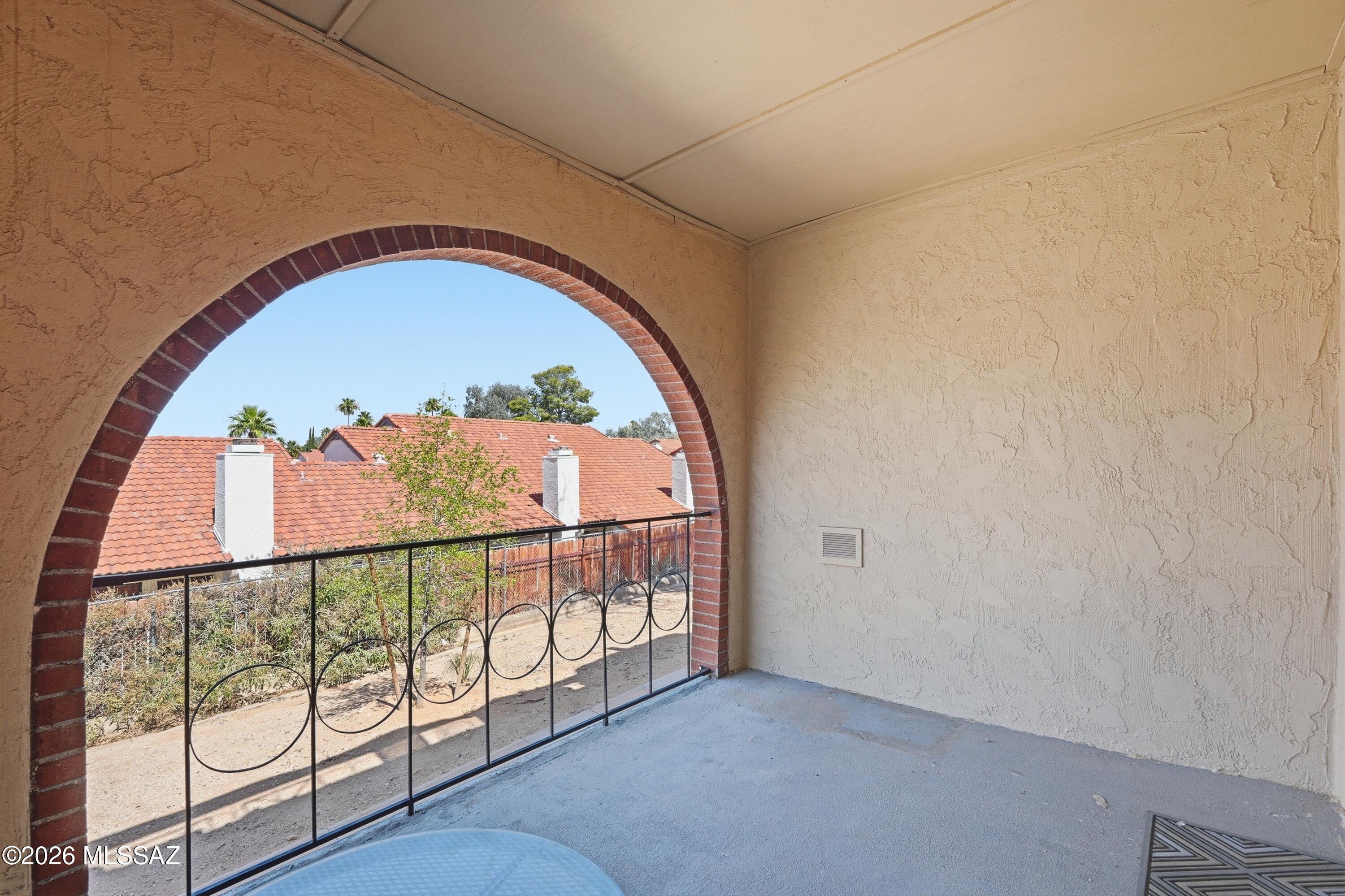 Barcelona Manor Condominiums - Residential