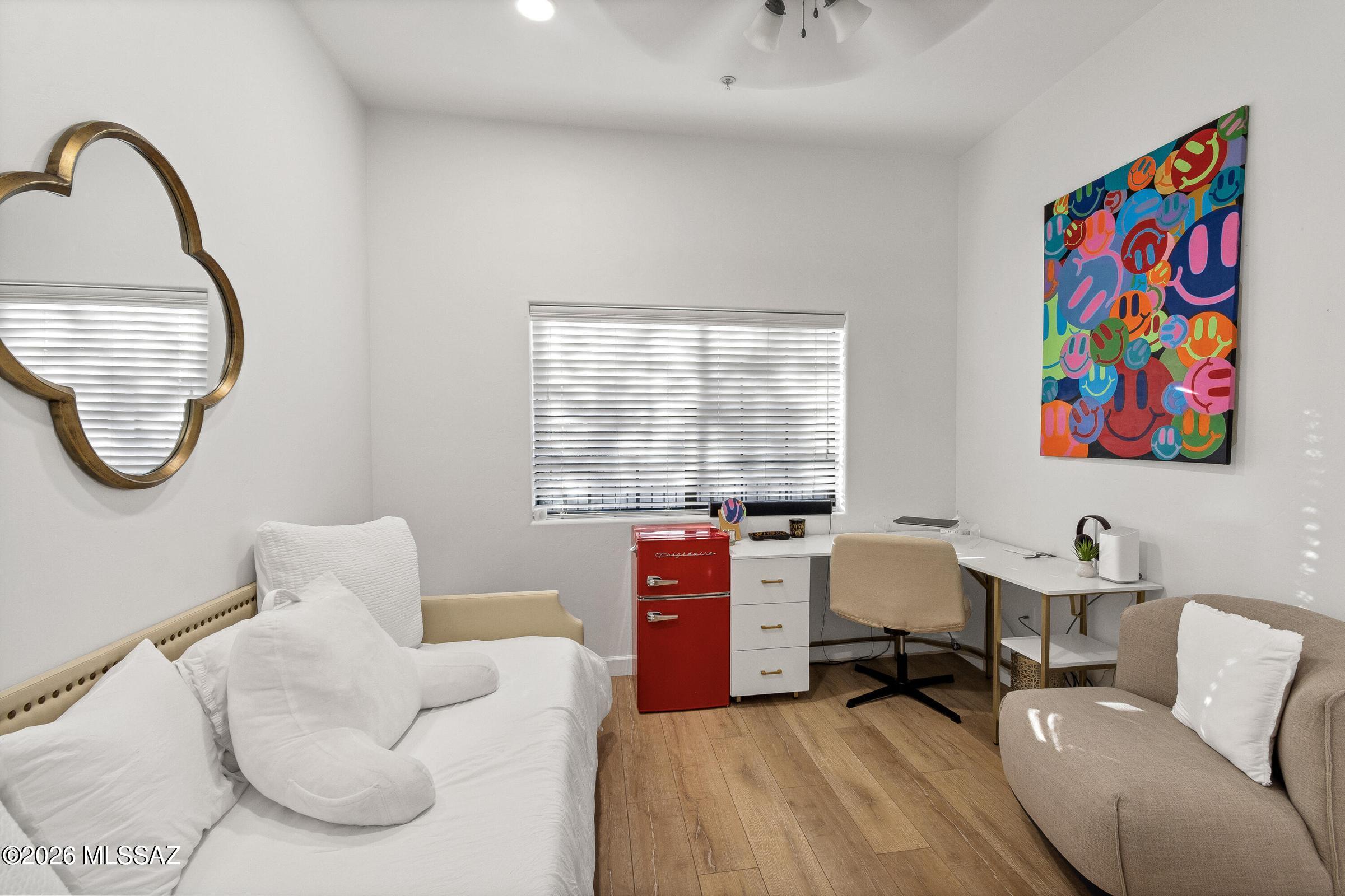 Placita Escondida Bldgs 18-20 Units 1-204 - Residential Lease