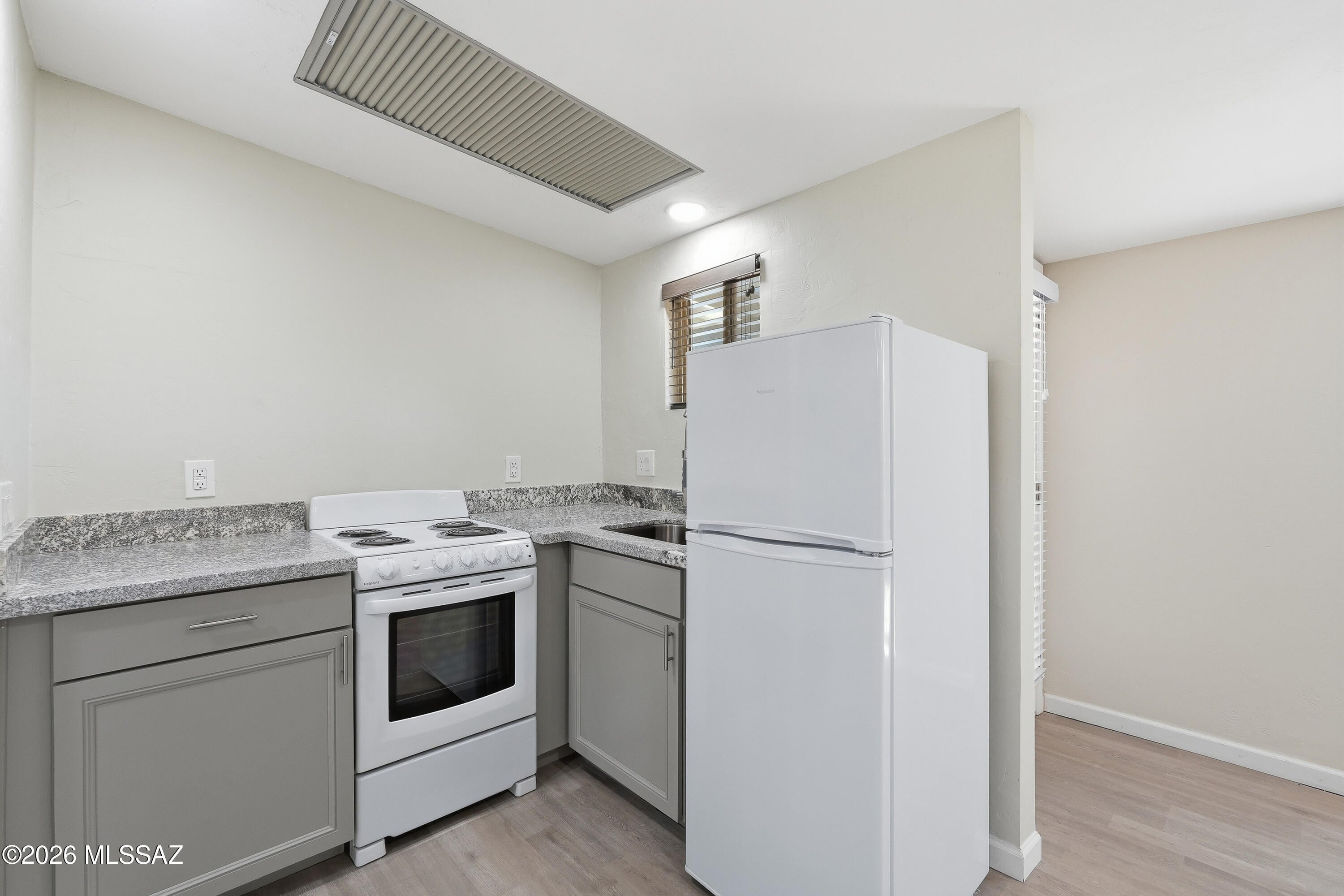 Tucson Park West No. 2 (85-229) - Residential Lease
