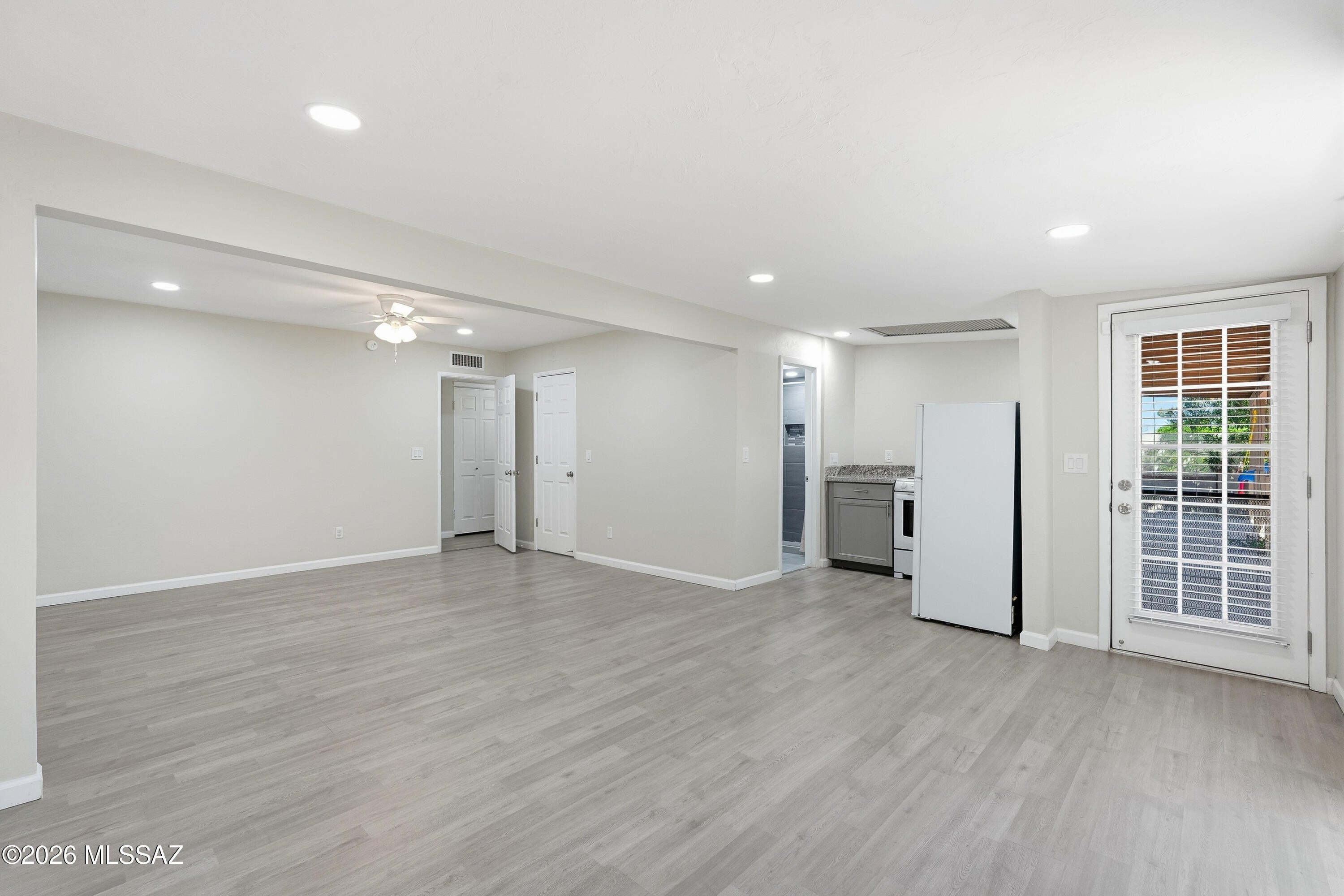 Tucson Park West No. 2 (85-229) - Residential Lease