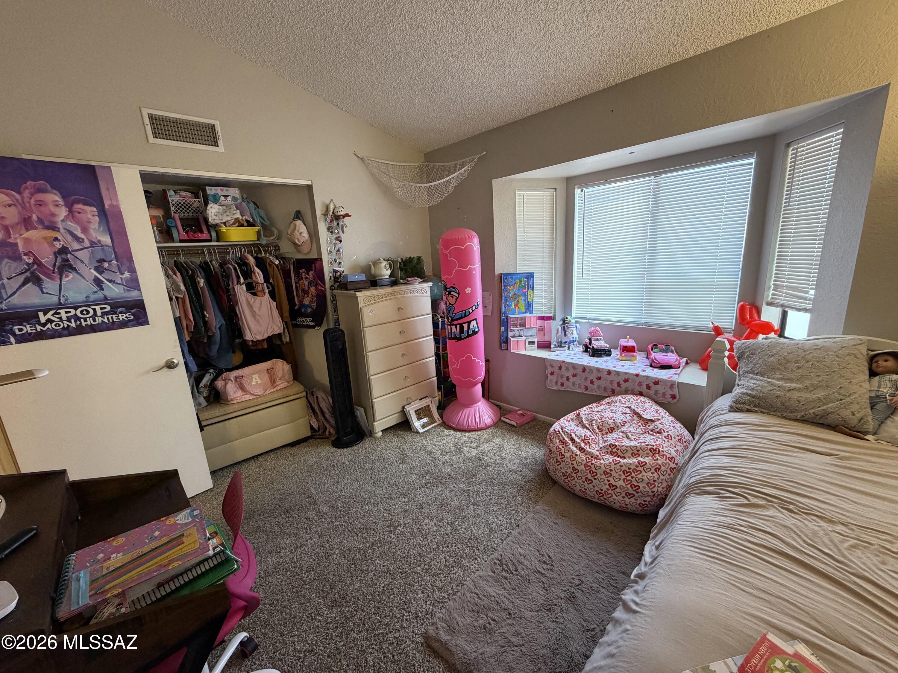 Reddington Hills (1-137) - Residential Lease