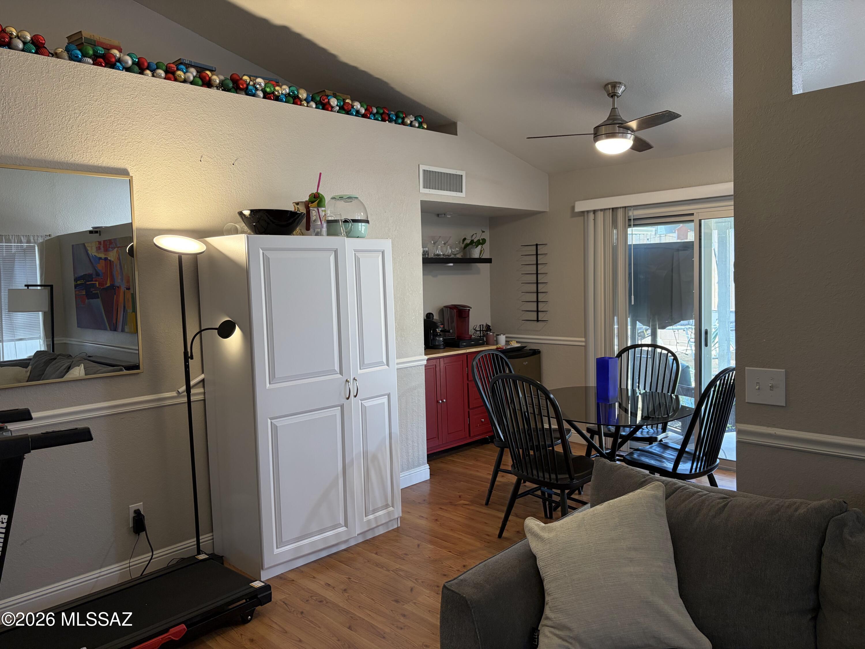 Reddington Hills (1-137) - Residential Lease