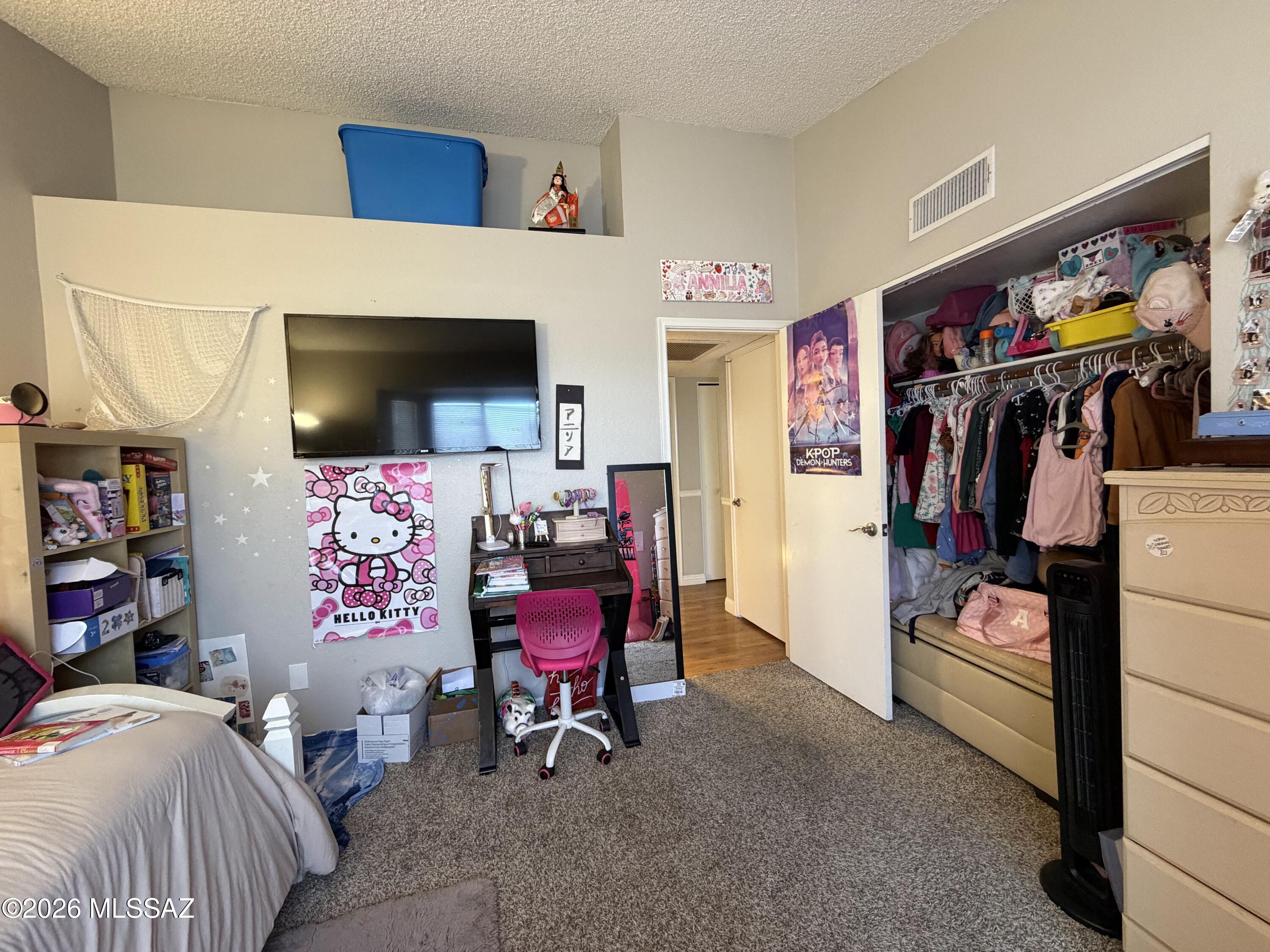Reddington Hills (1-137) - Residential Lease