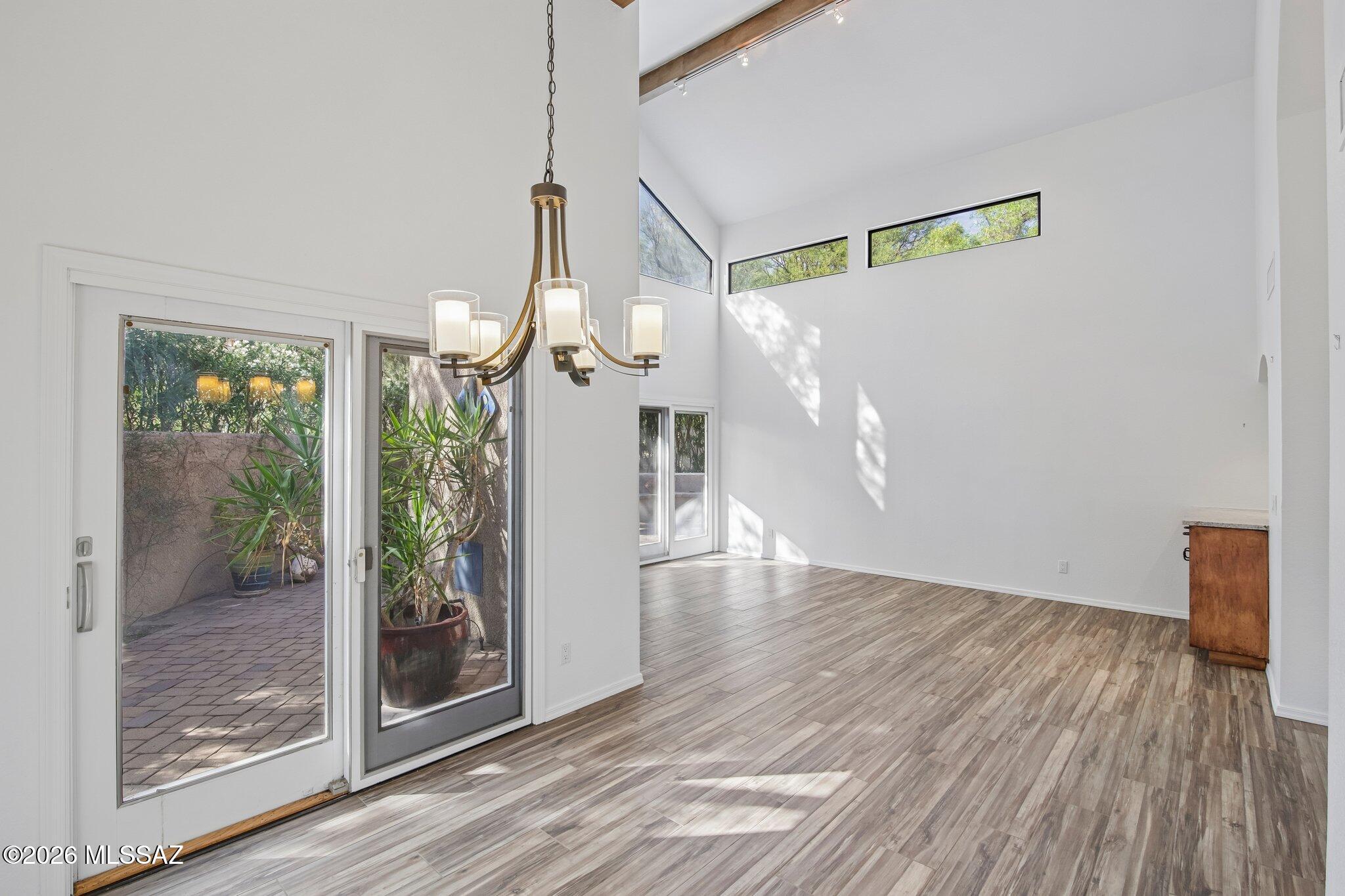 Ventana Canyon Golf Villas - Residential