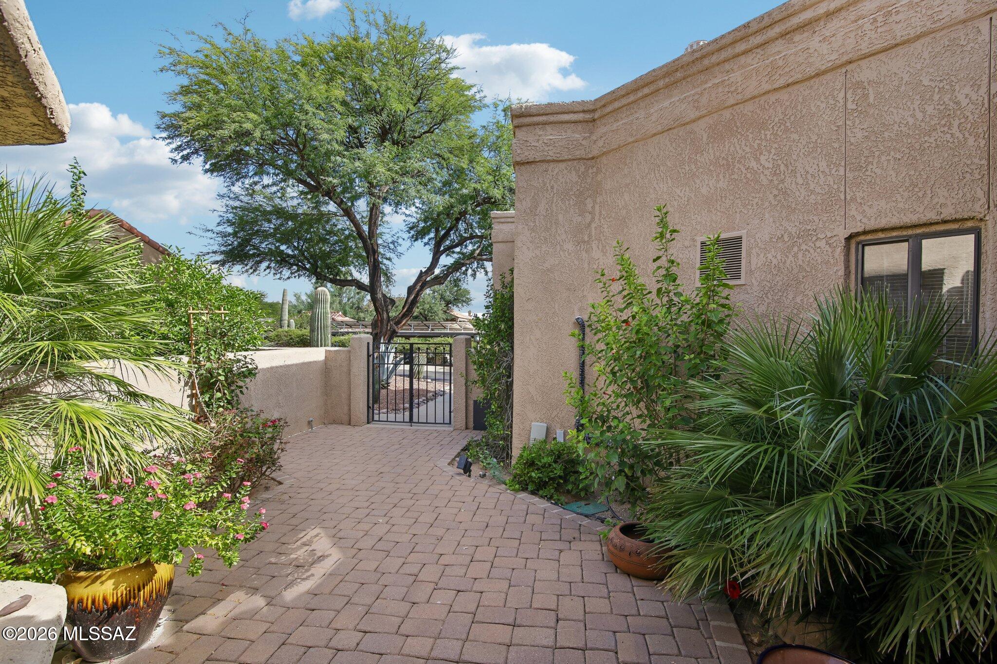 Ventana Canyon Golf Villas - Residential