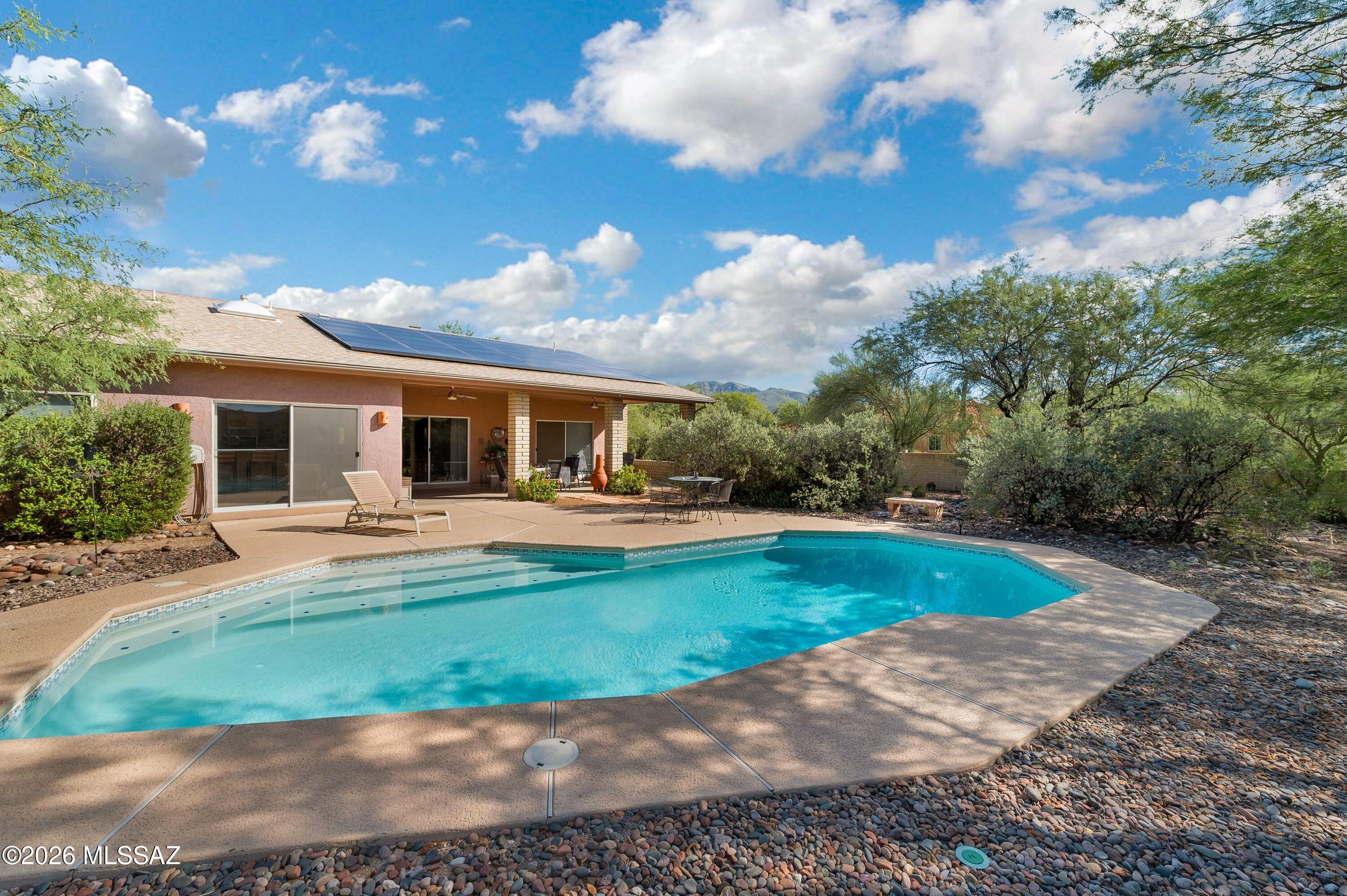 Loma De La Vista Verde (1-38) - Residential