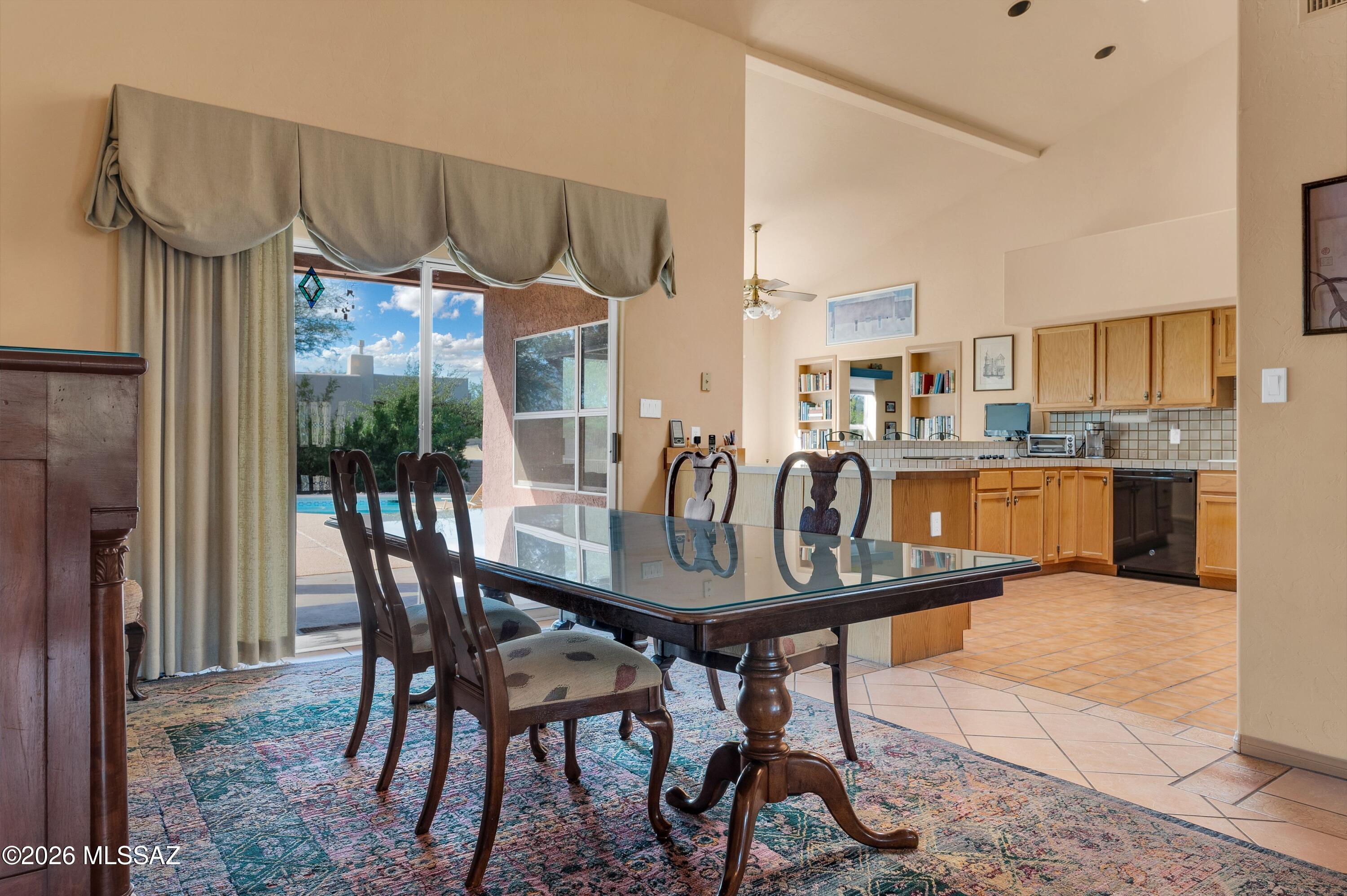 Loma De La Vista Verde (1-38) - Residential
