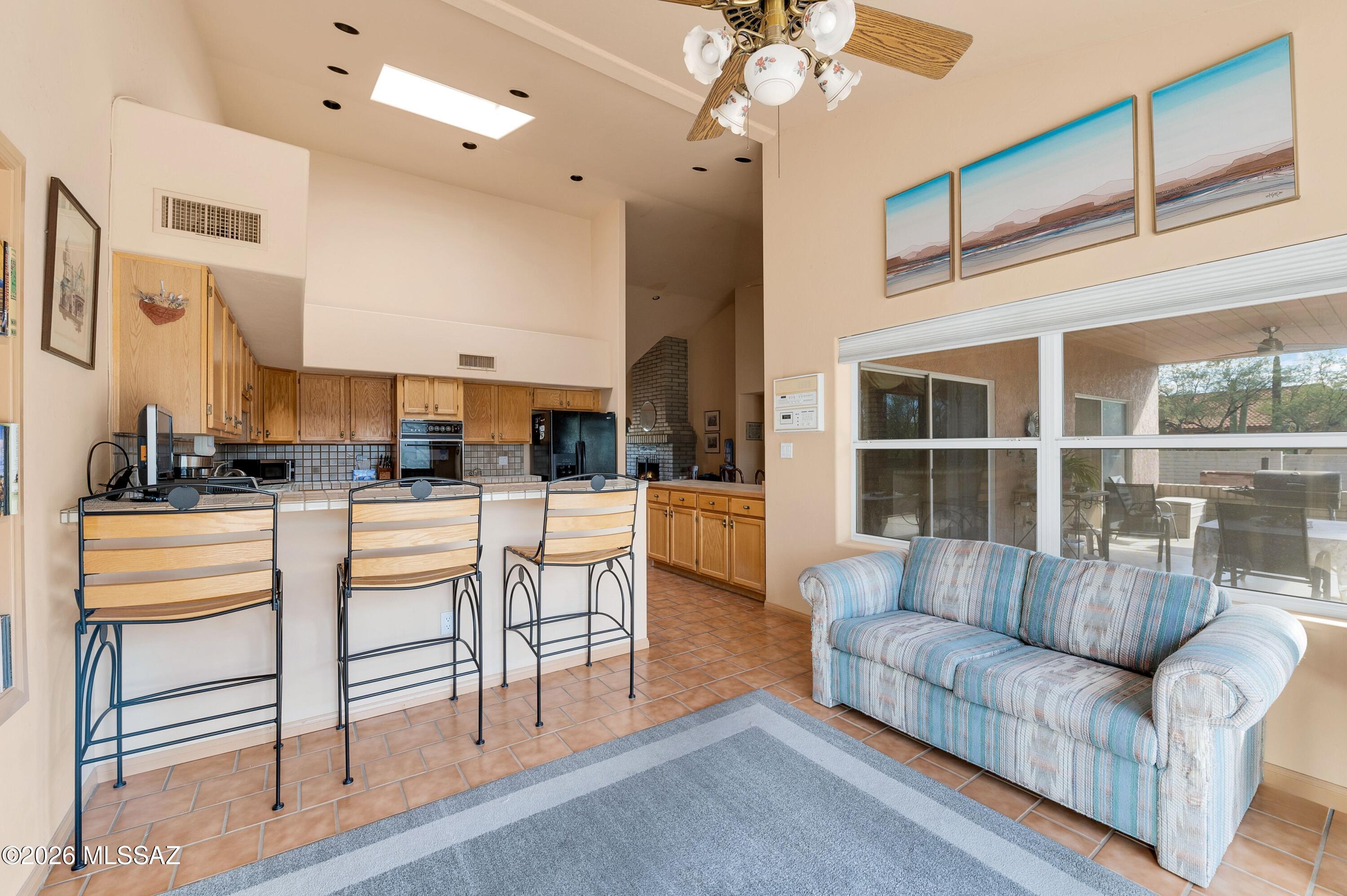 Loma De La Vista Verde (1-38) - Residential