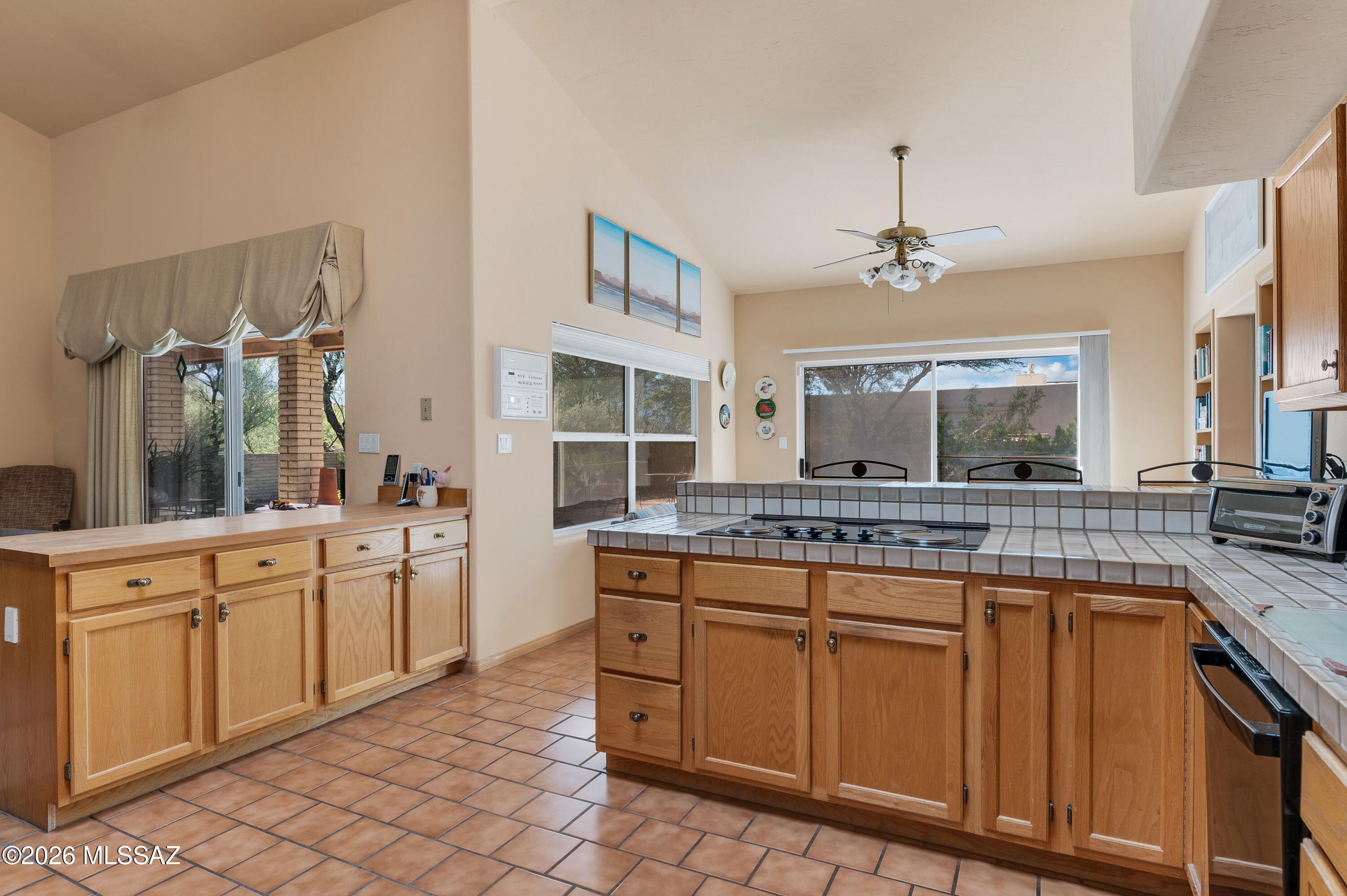 Loma De La Vista Verde (1-38) - Residential