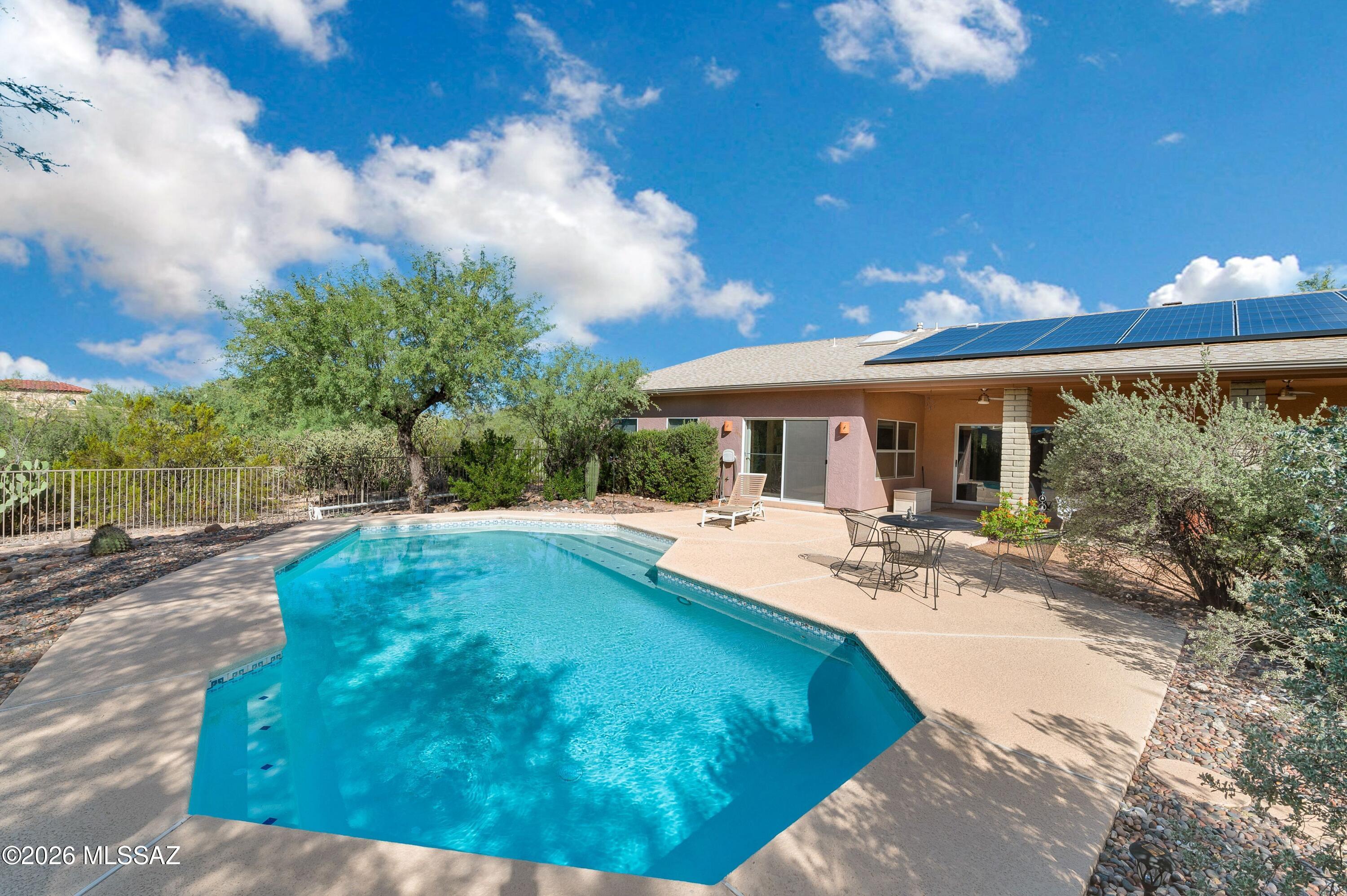 Loma De La Vista Verde (1-38) - Residential