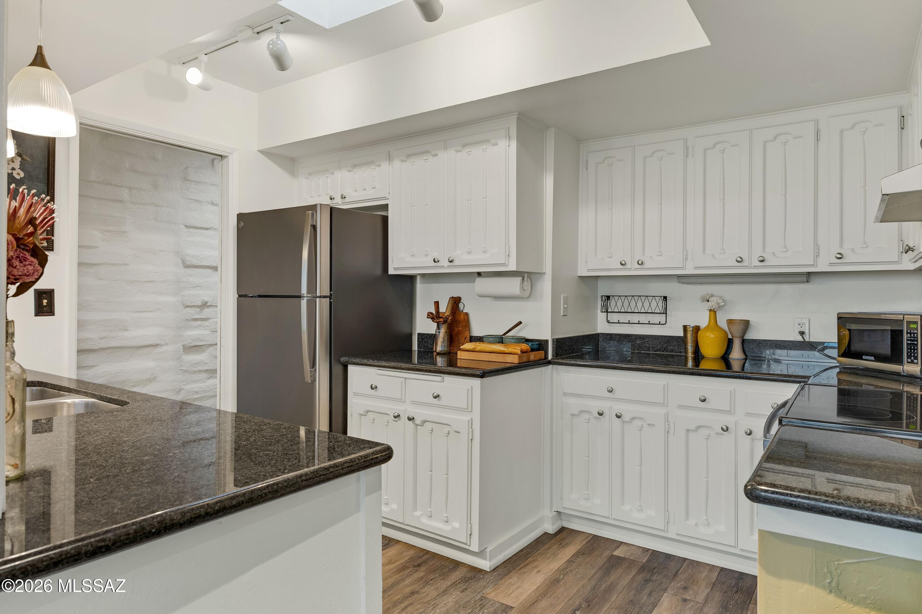 Skyline CC Townhomes - Residential