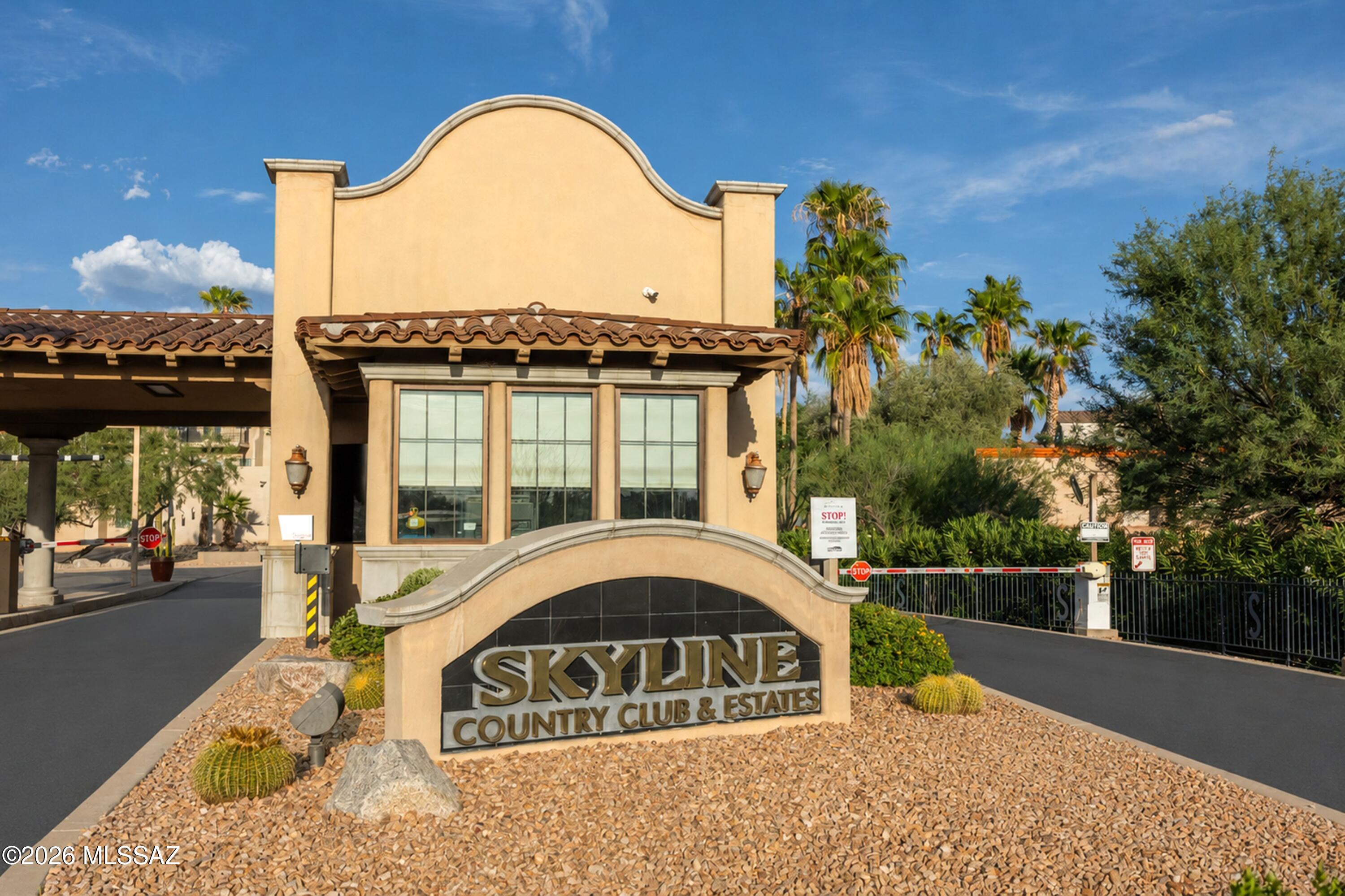 Skyline CC Townhomes - Residential