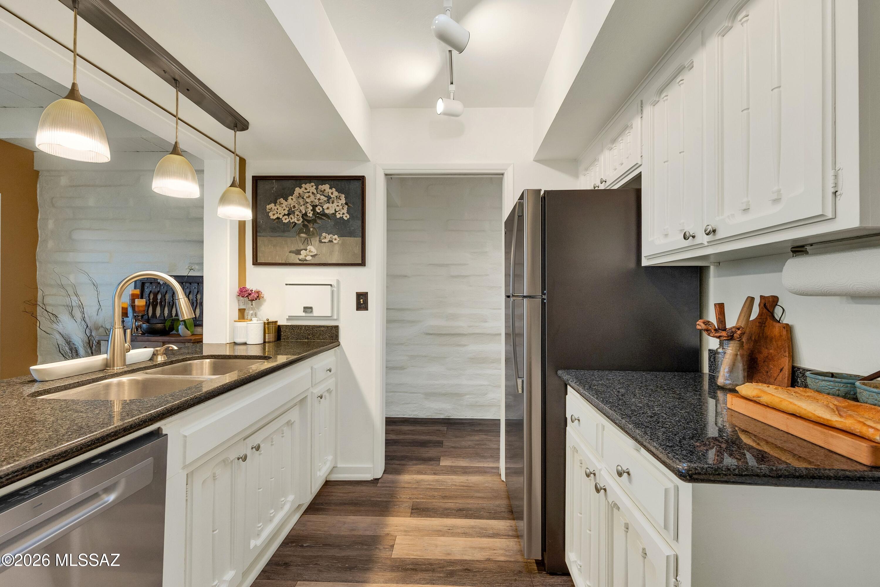 Skyline CC Townhomes - Residential
