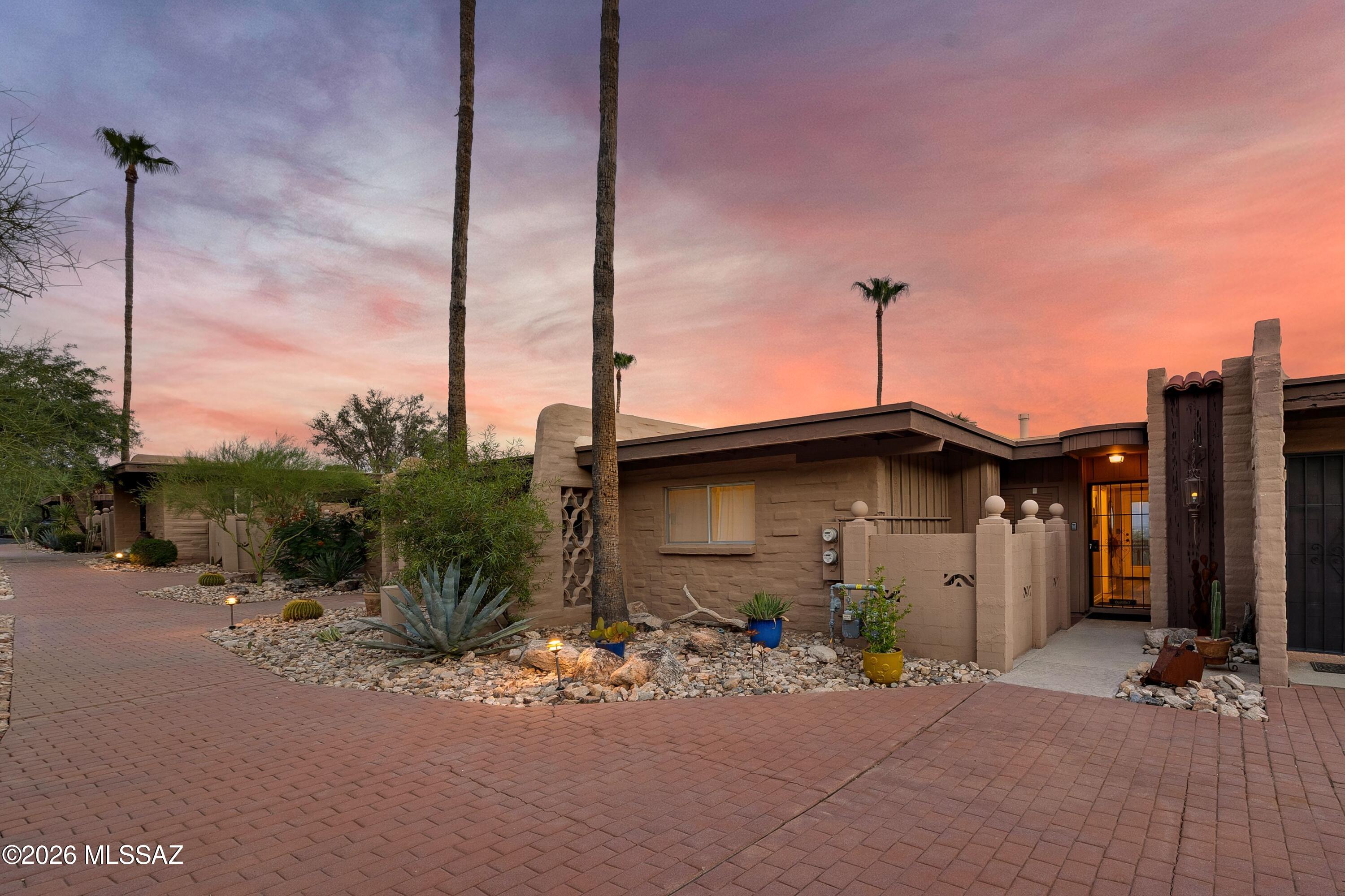 Skyline CC Townhomes - Residential