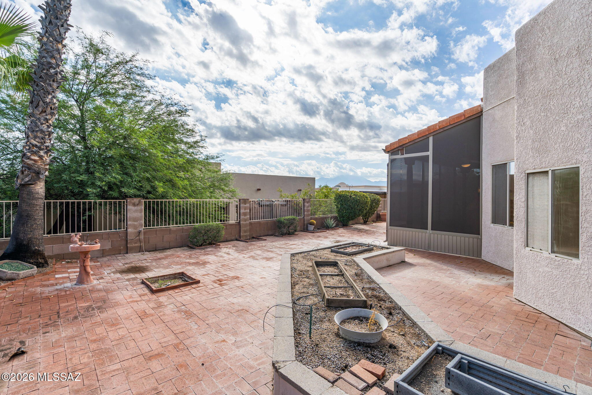 La Joya Verde (1-75) - Residential Lease