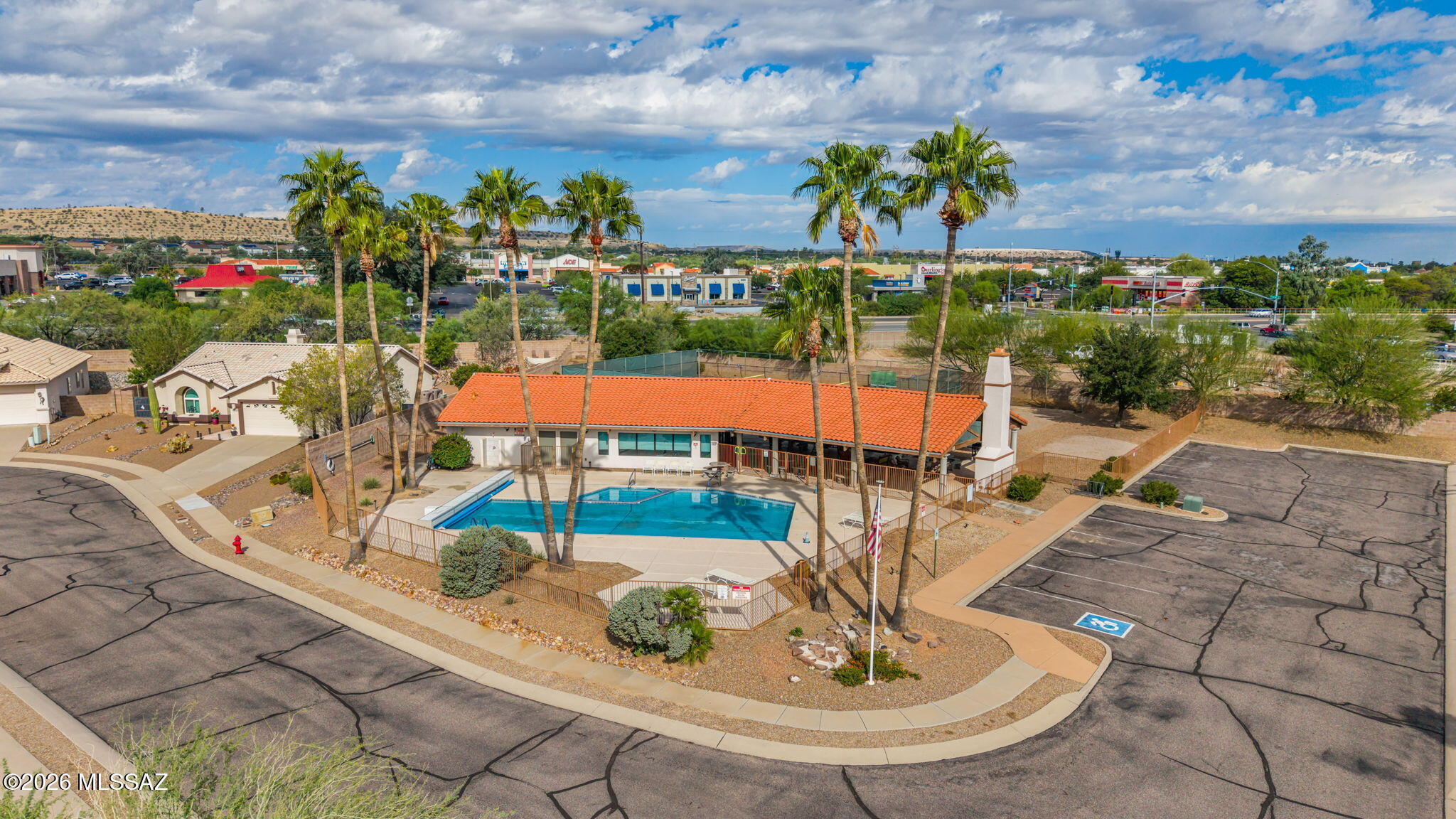 La Joya Verde (1-75) - Residential Lease