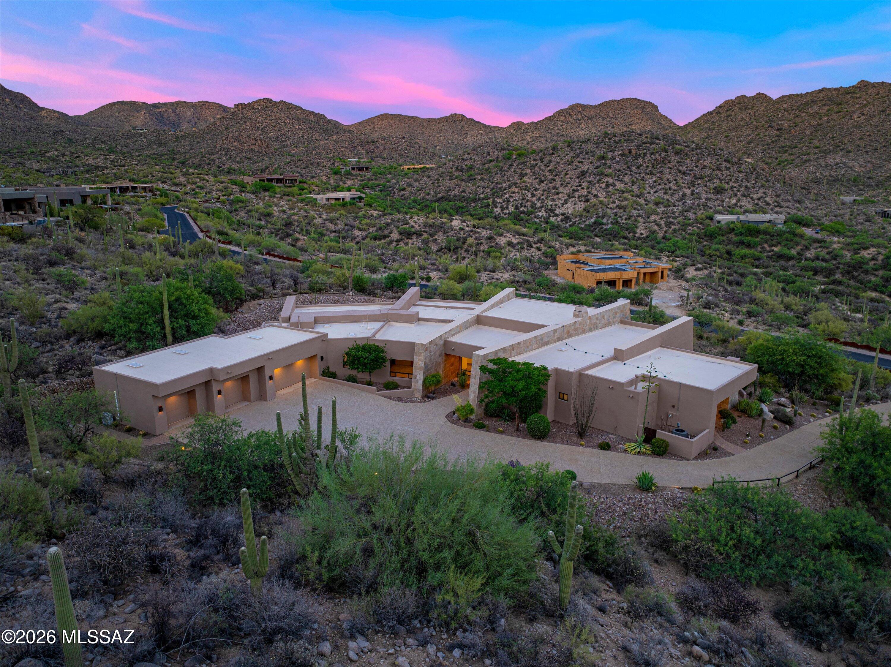 Canyon Pass III At Dove Mountain (111-181) - Residential