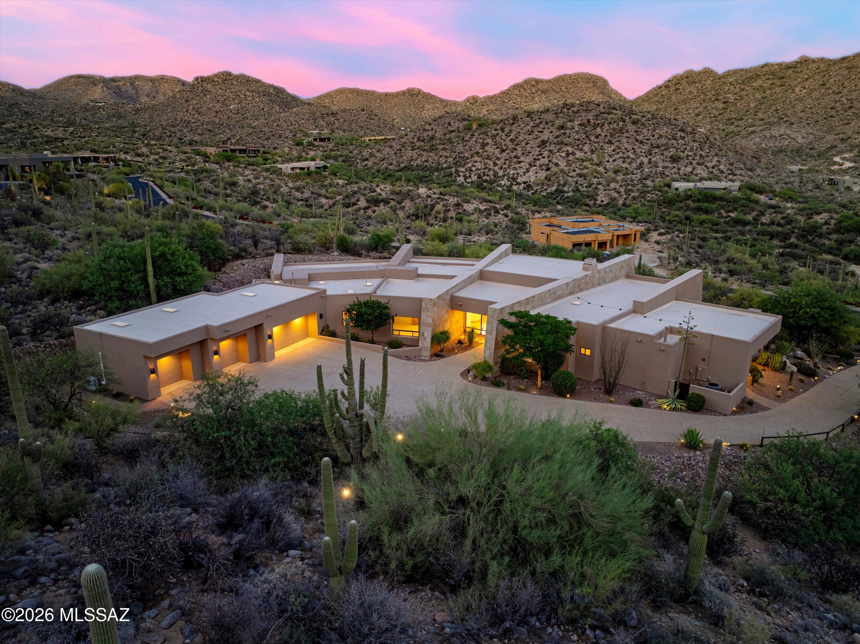 Canyon Pass III At Dove Mountain (111-181) - Residential