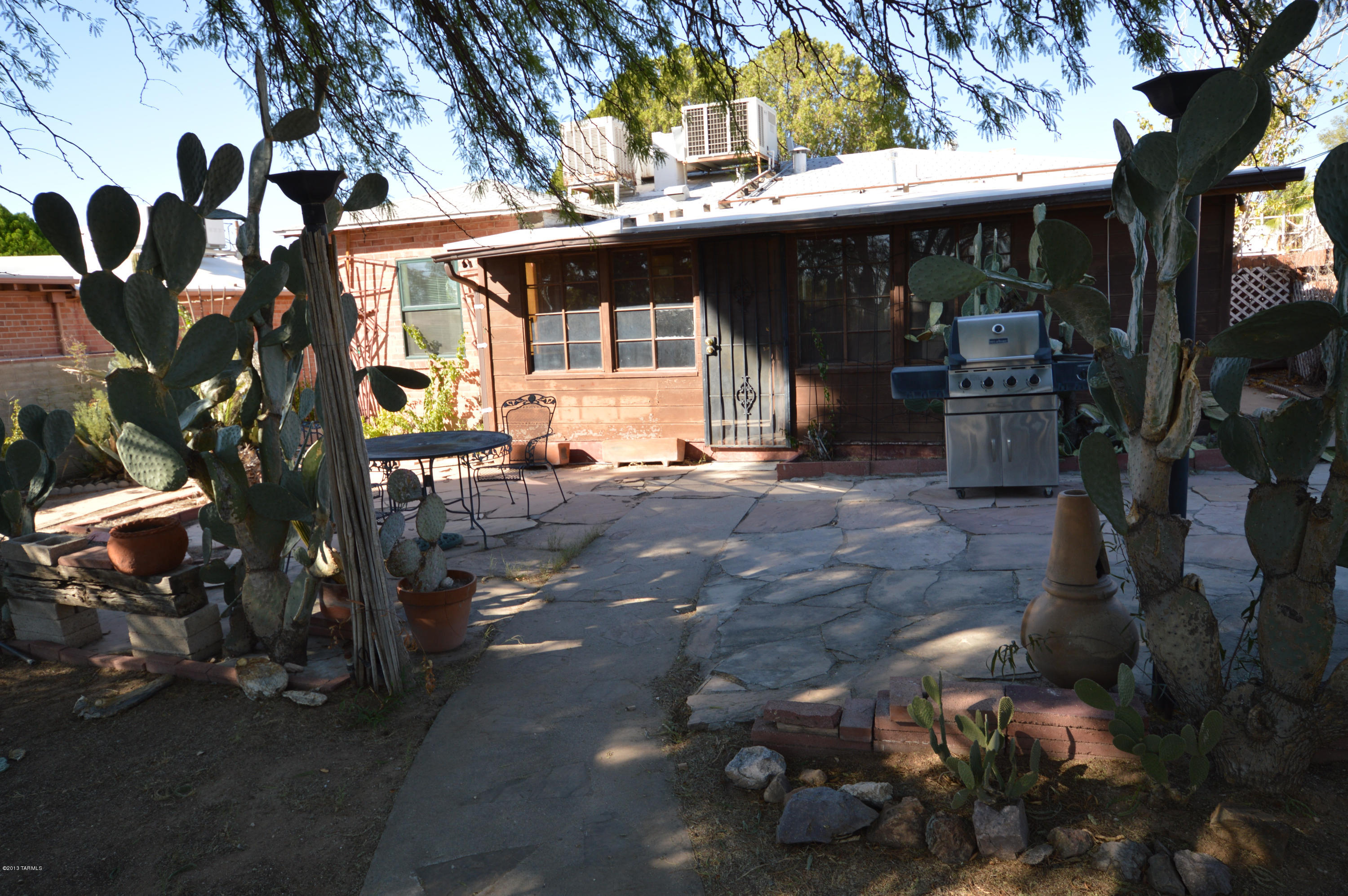Jefferson Park - Residential Lease