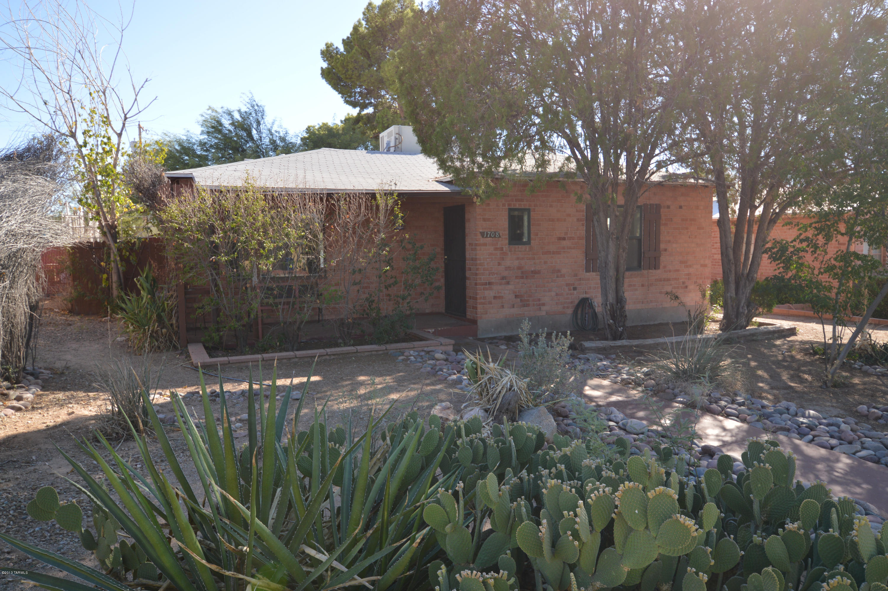 Jefferson Park - Residential Lease