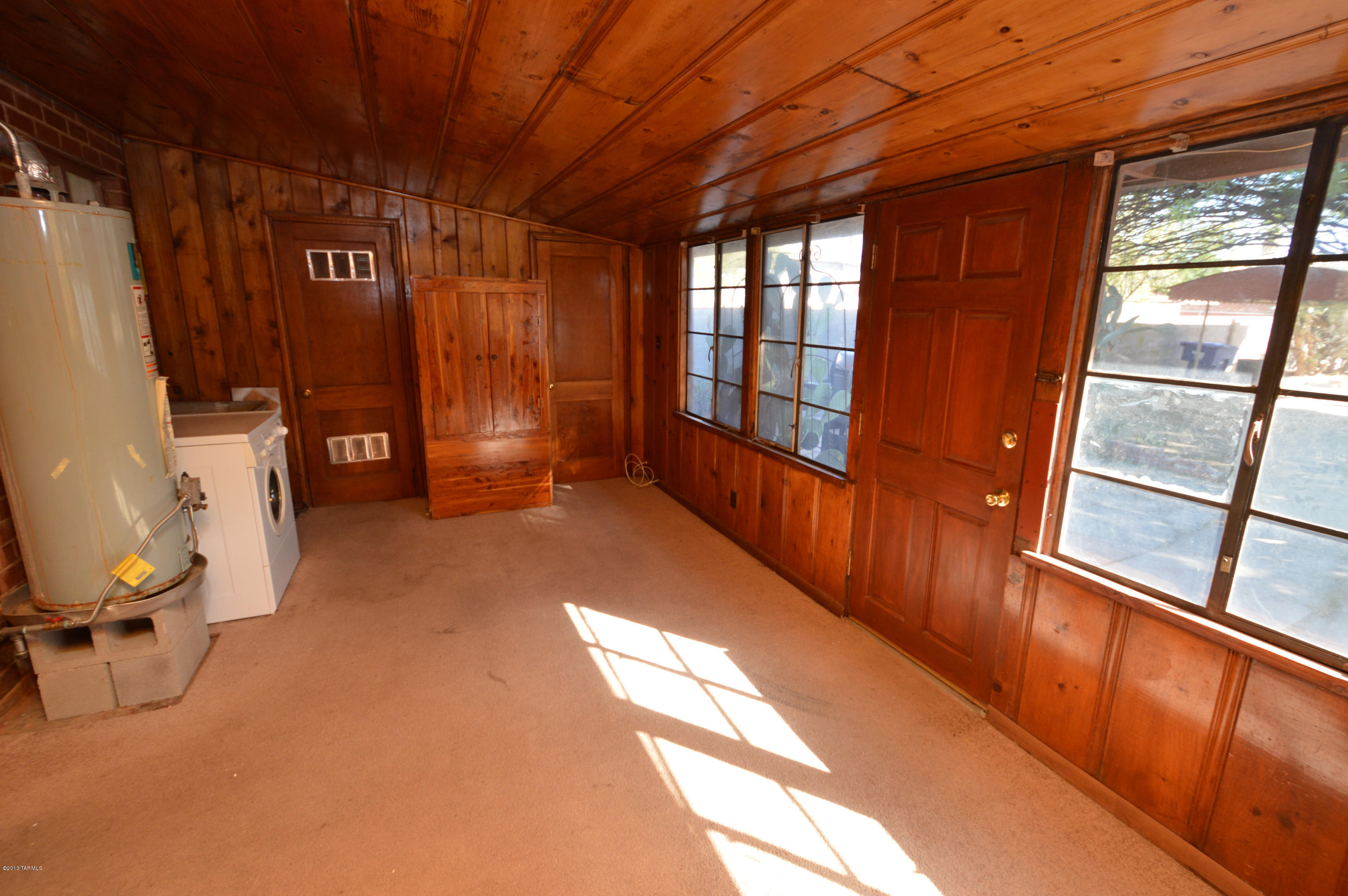 Jefferson Park - Residential Lease